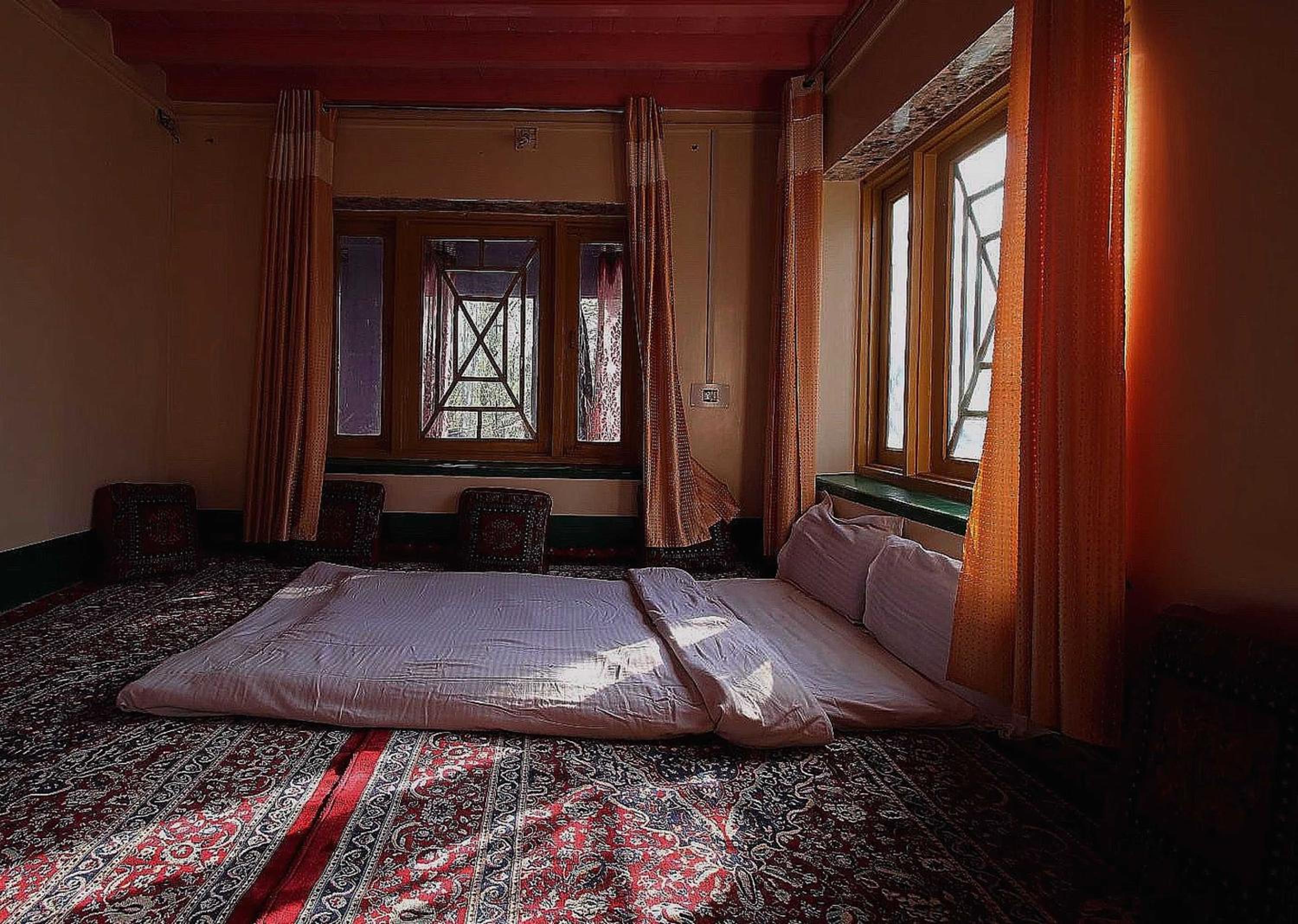 Hotel O AR LODGE