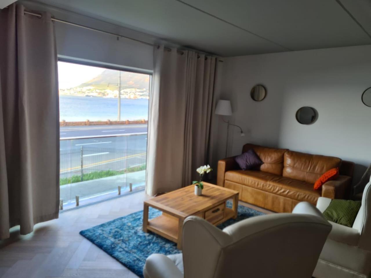 Harbour Bay Apartment