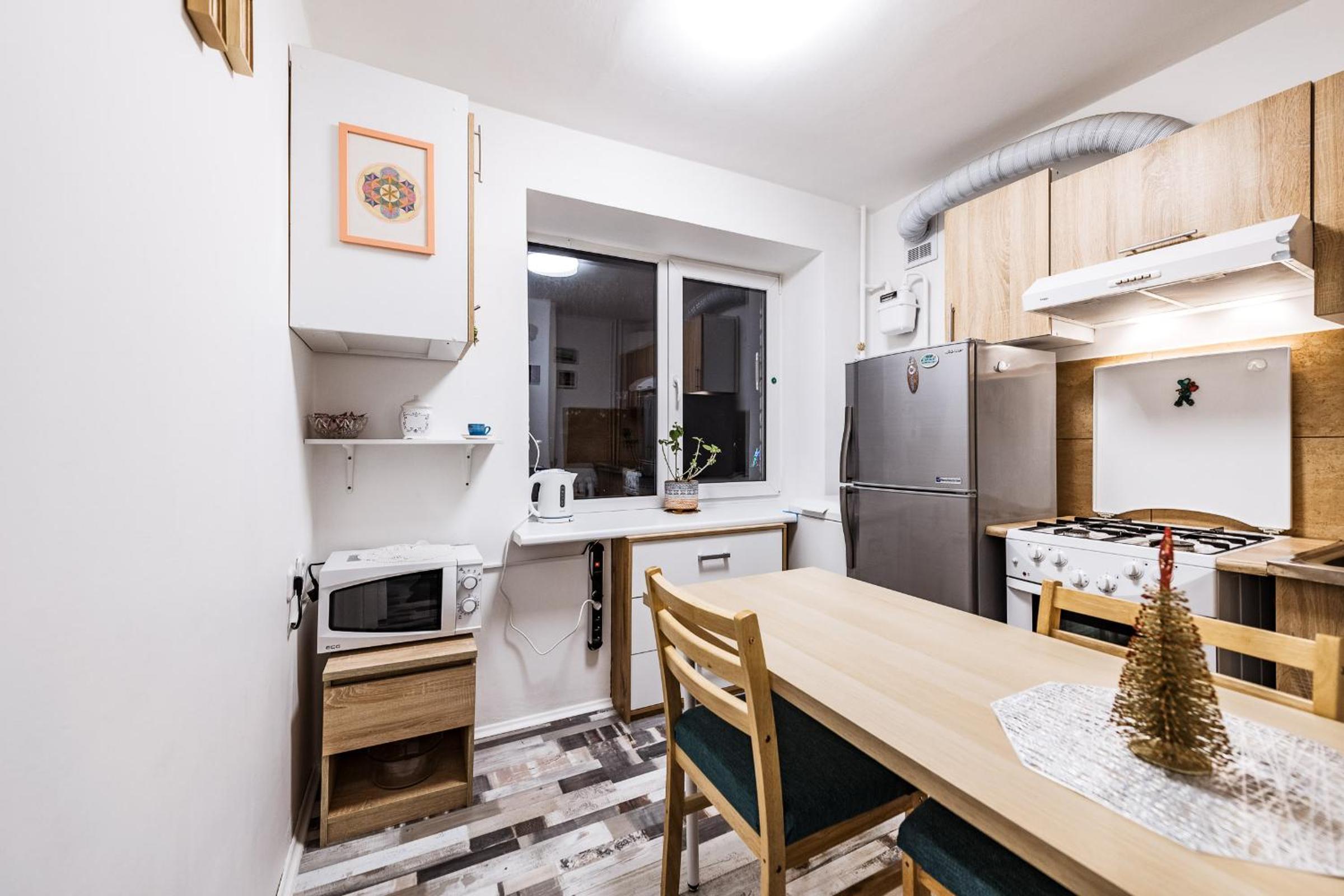 Cozy Apartment in Kaunas with Free Parking view 3