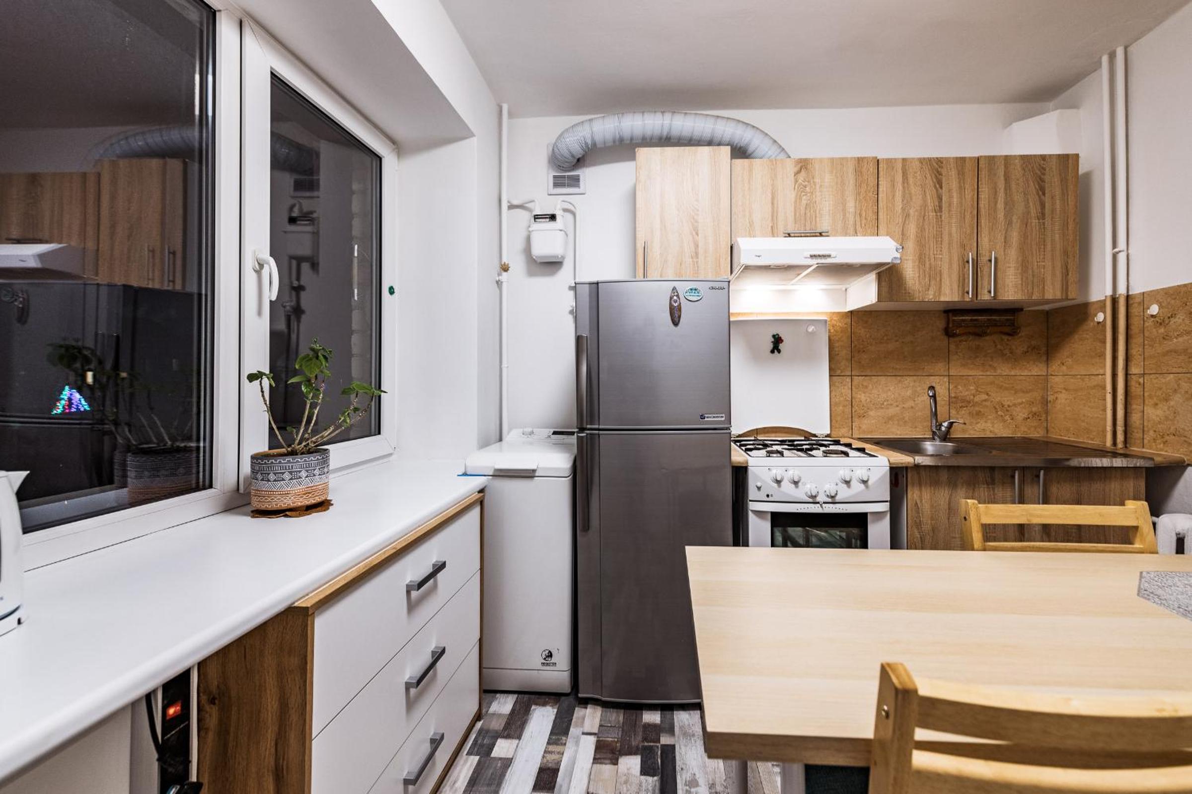 Cozy Apartment in Kaunas with Free Parking view 4