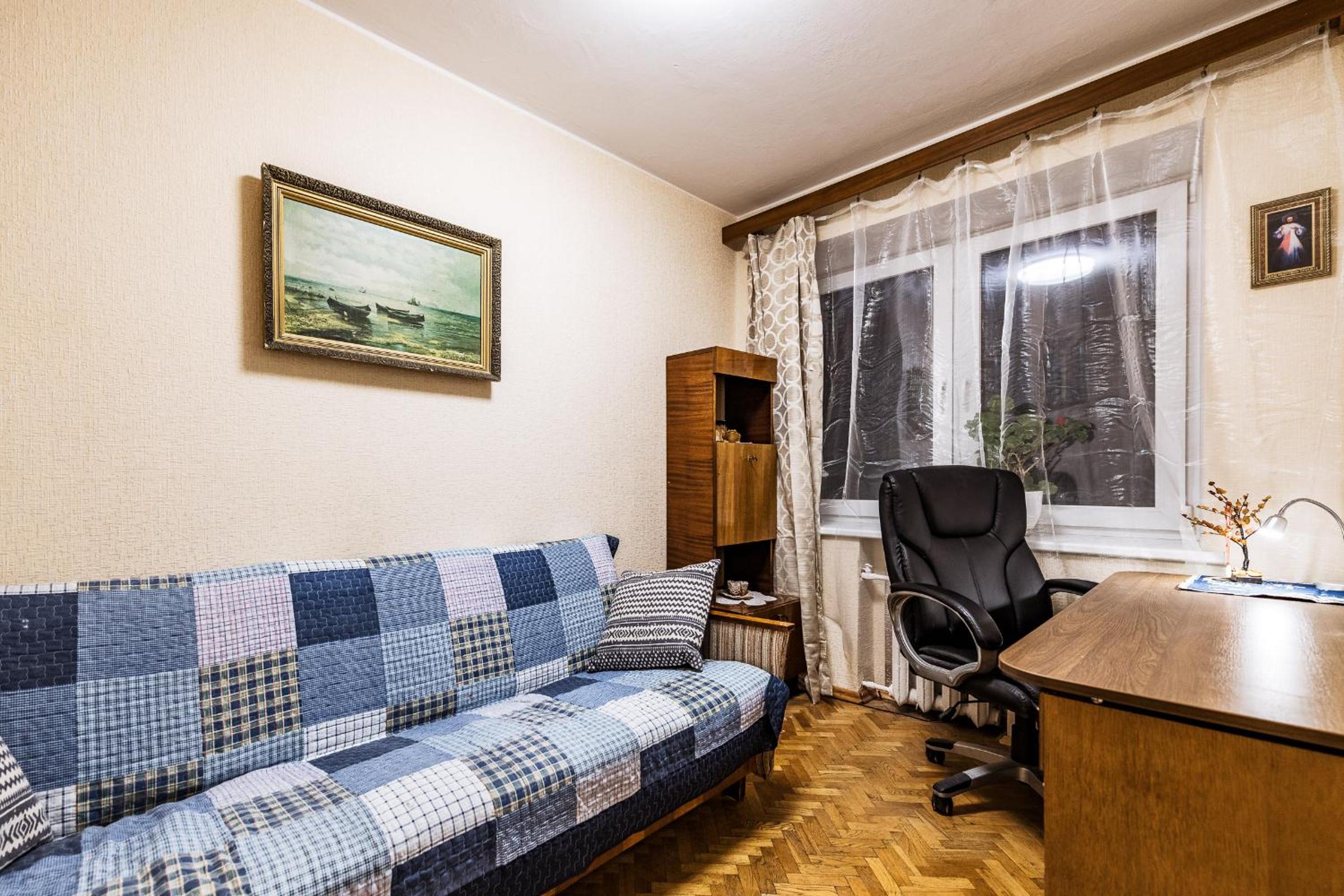 Cozy Apartment in Kaunas with Free Parking view 2