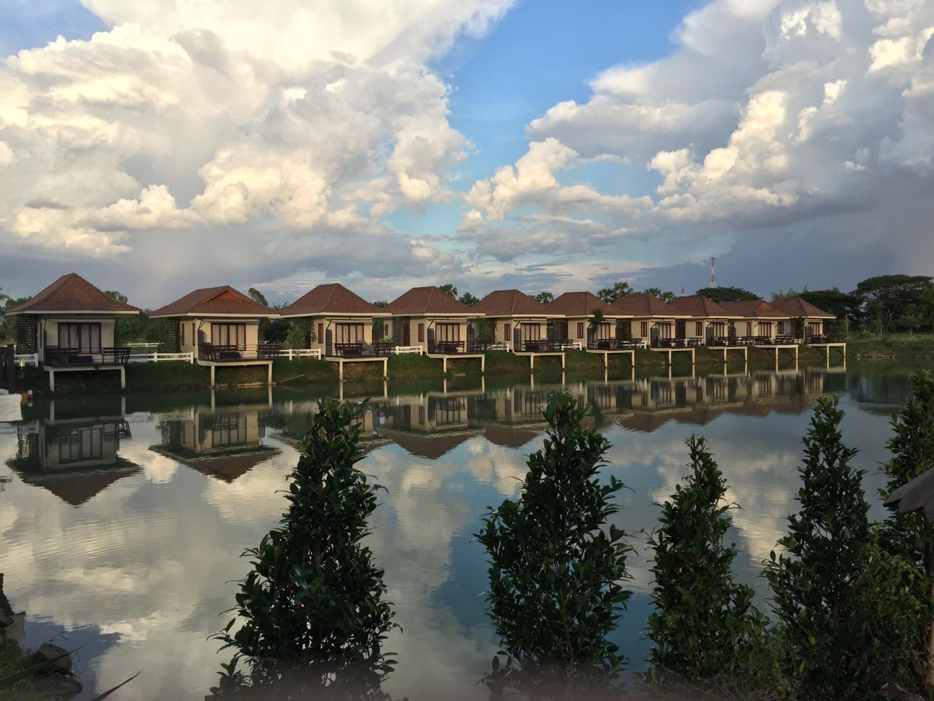 Lemon Resort