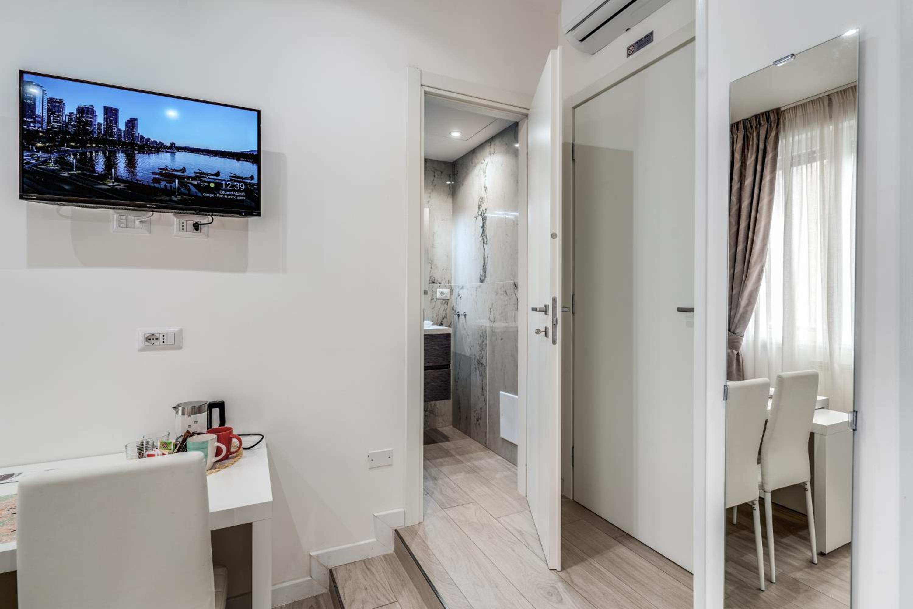 A Touch of Rome Guesthouse