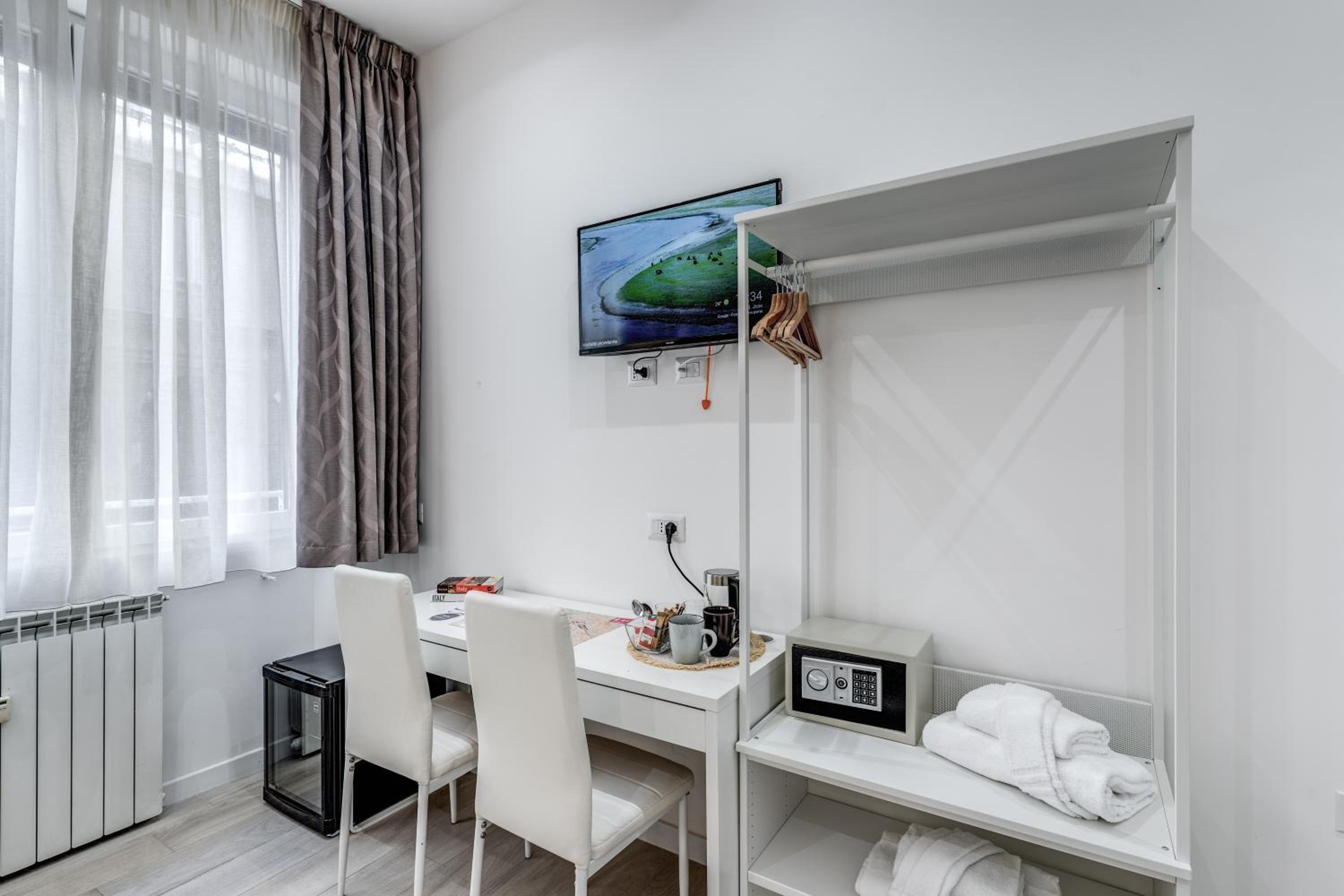 A Touch of Rome Guesthouse