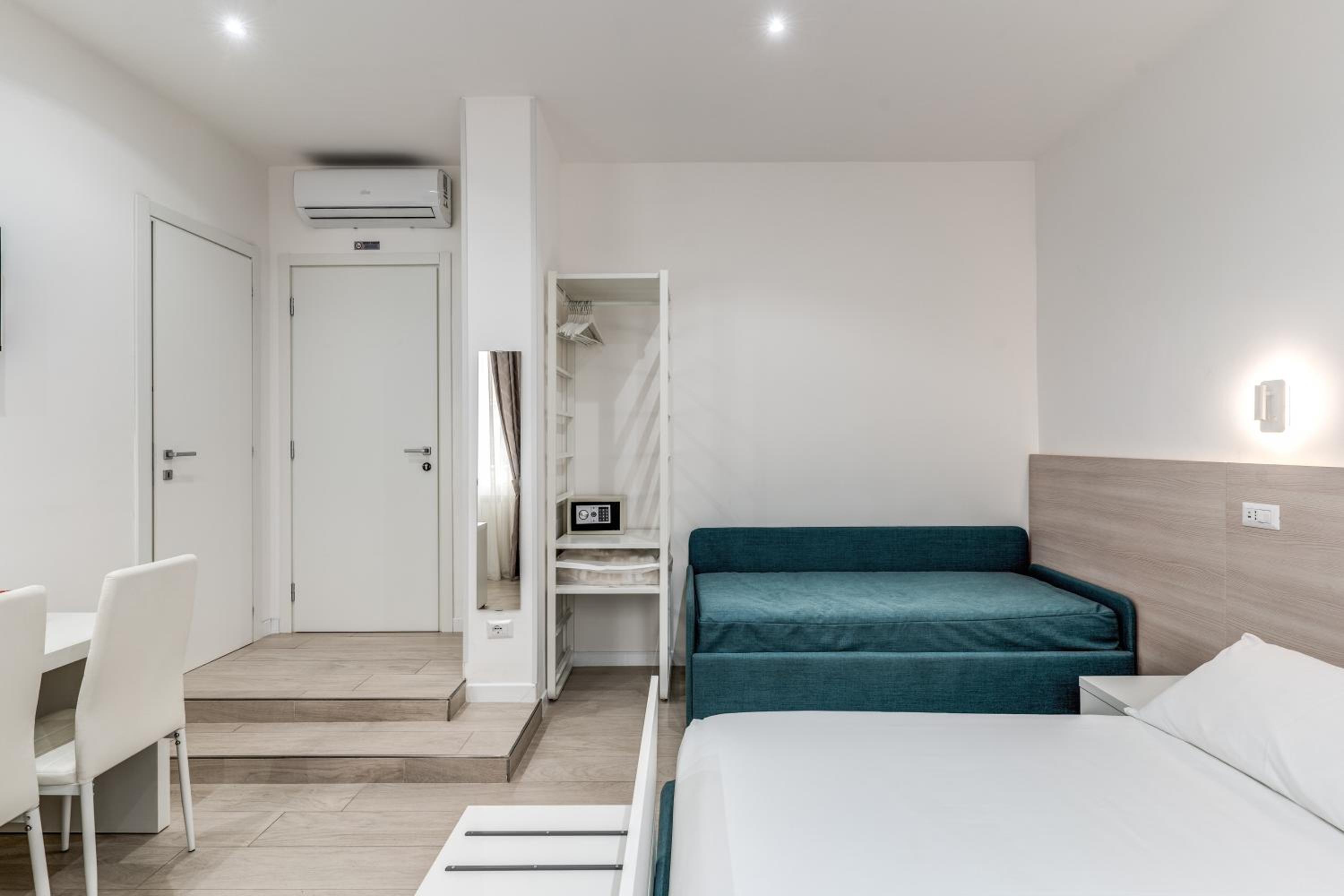 A Touch of Rome Guesthouse