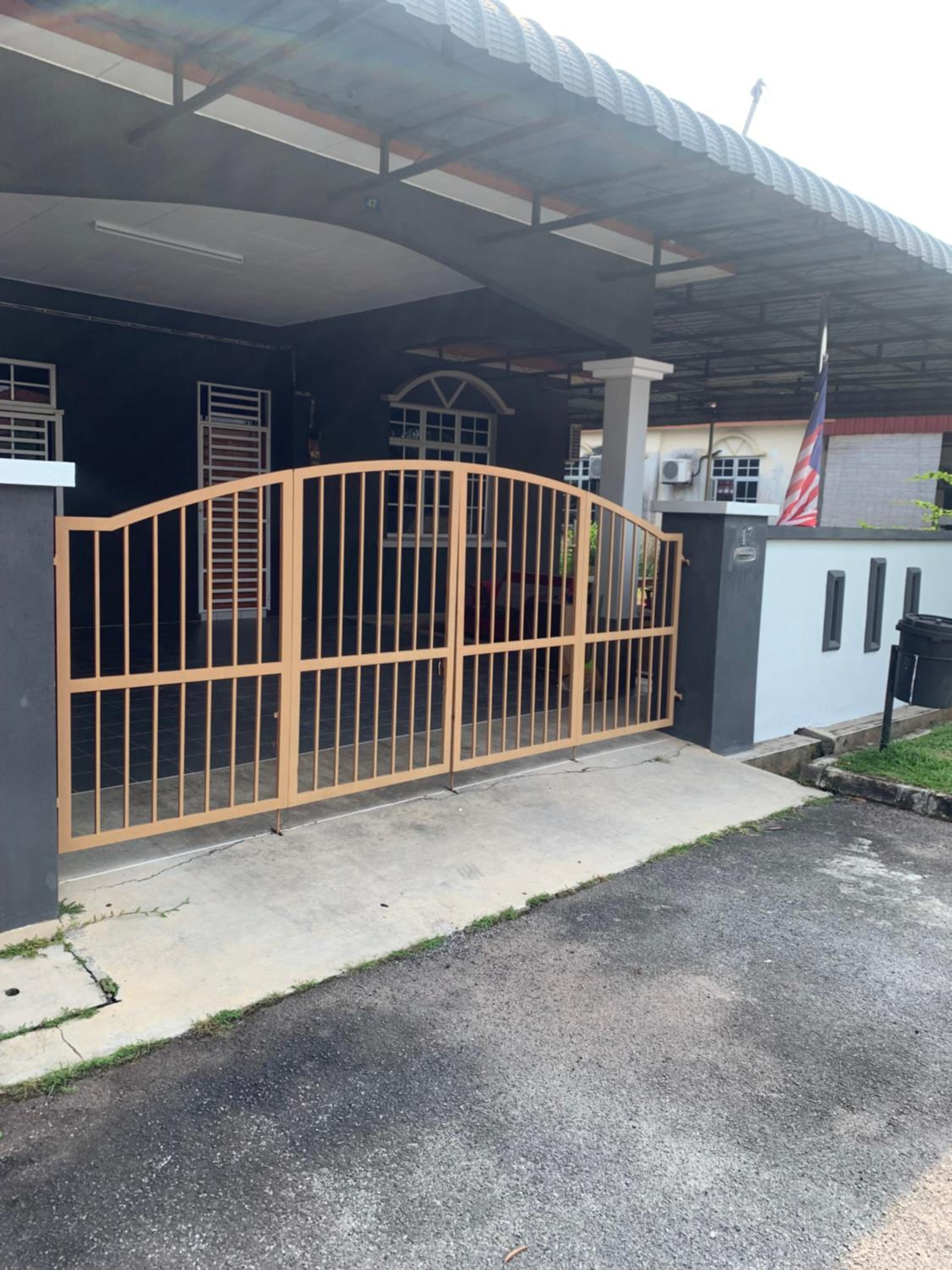 Homestay MamaTwinz, musslimstay, Parit Buntar photo 7