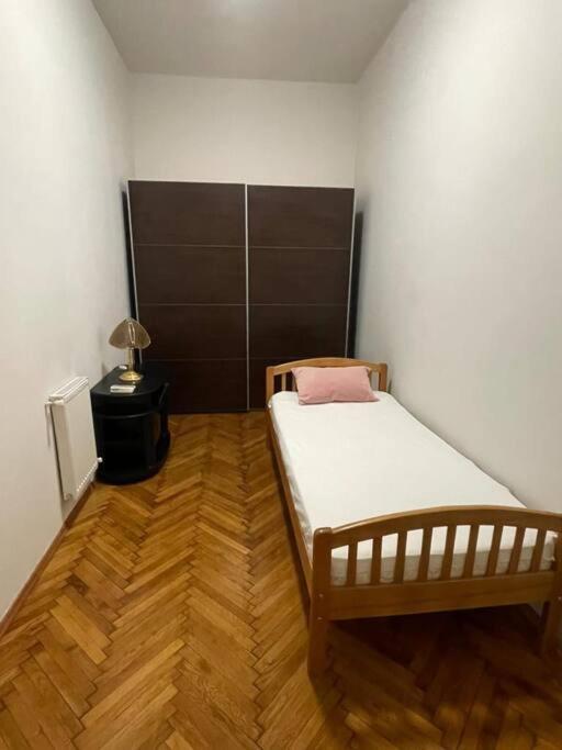 Joy City Stay Colonel Enescu 3 view 2