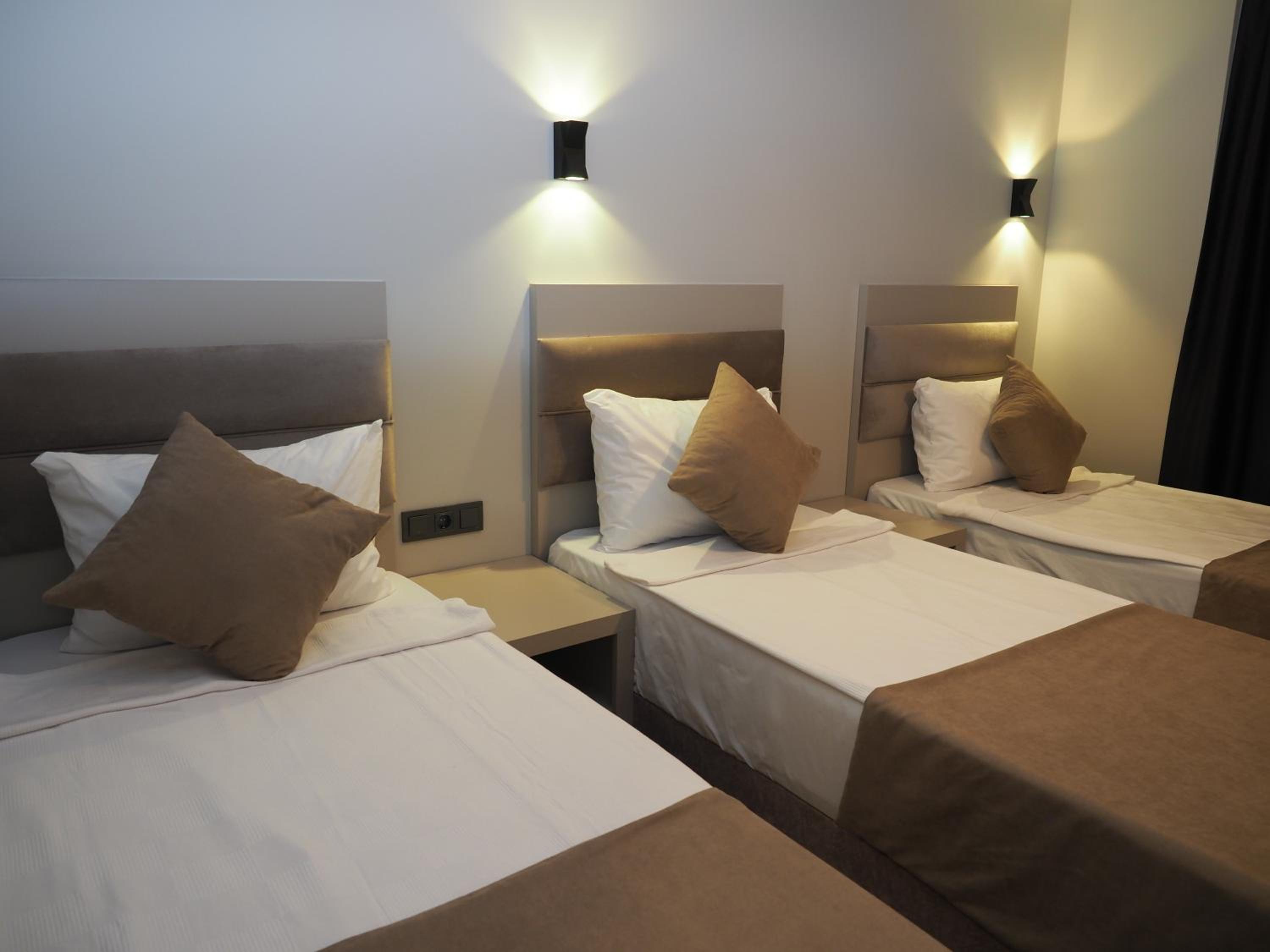 ZENİA OTEL - Image 35