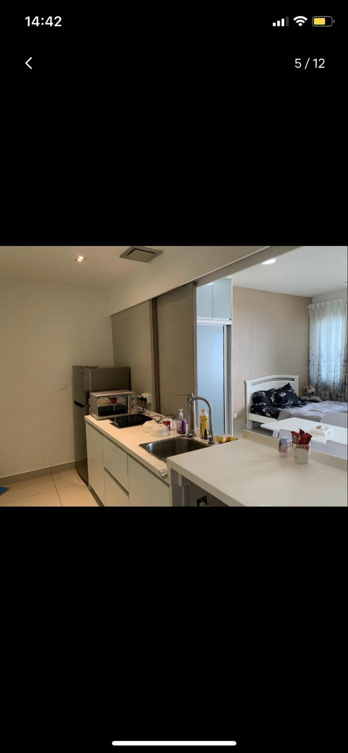 Poolview DillaSuite Trefoil w Wifi Parking Pool Netflix