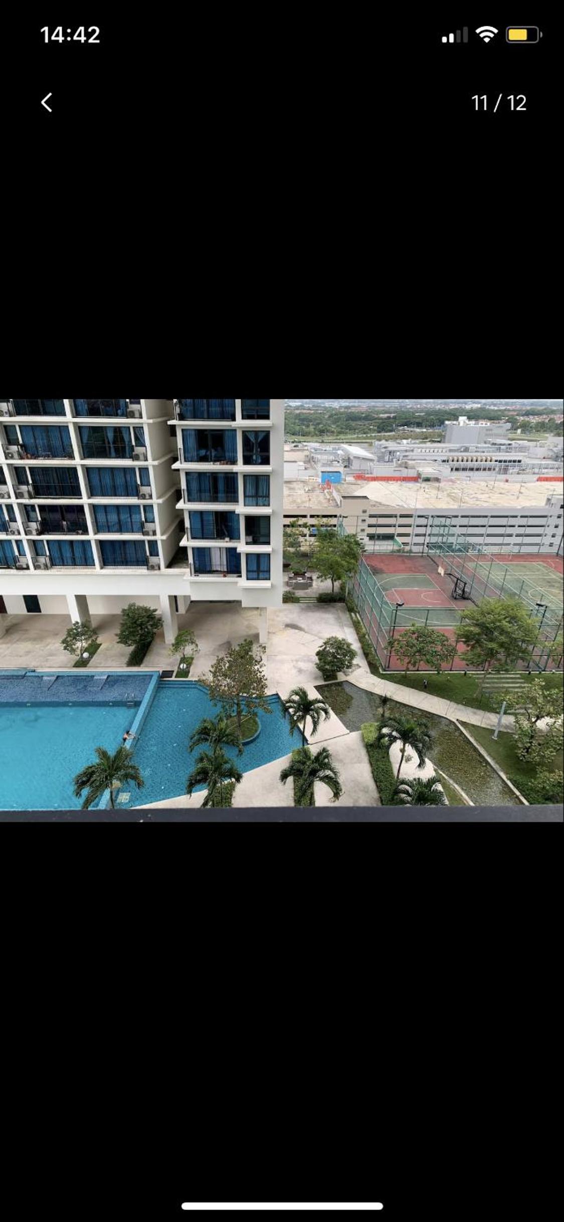Poolview DillaSuite Trefoil w Wifi Parking Pool Netflix