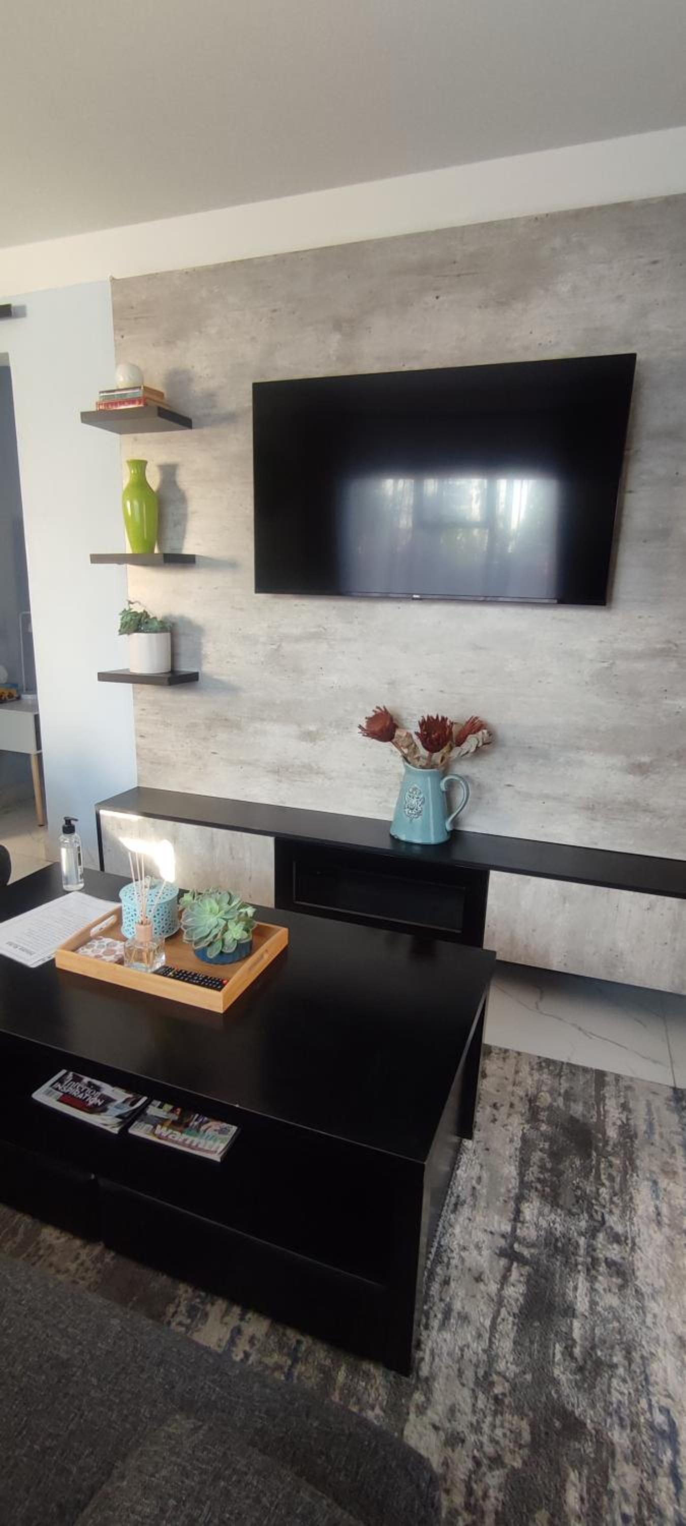 Peaceful, cozy one bed apartment with inverter backup