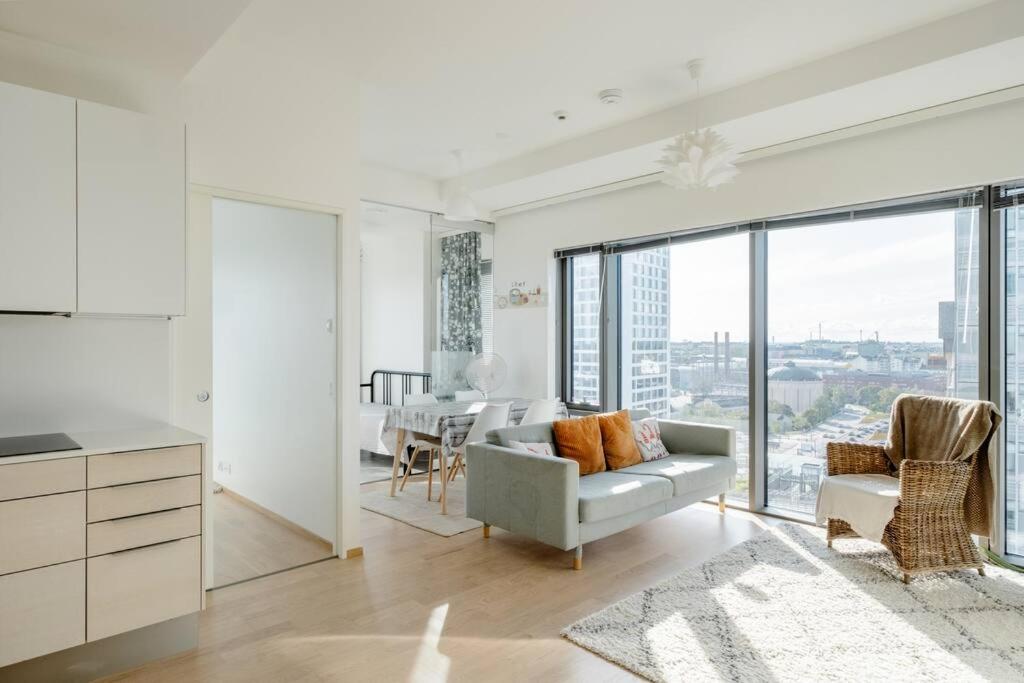 Fabulous Morden Apartment in Helsinki view 3