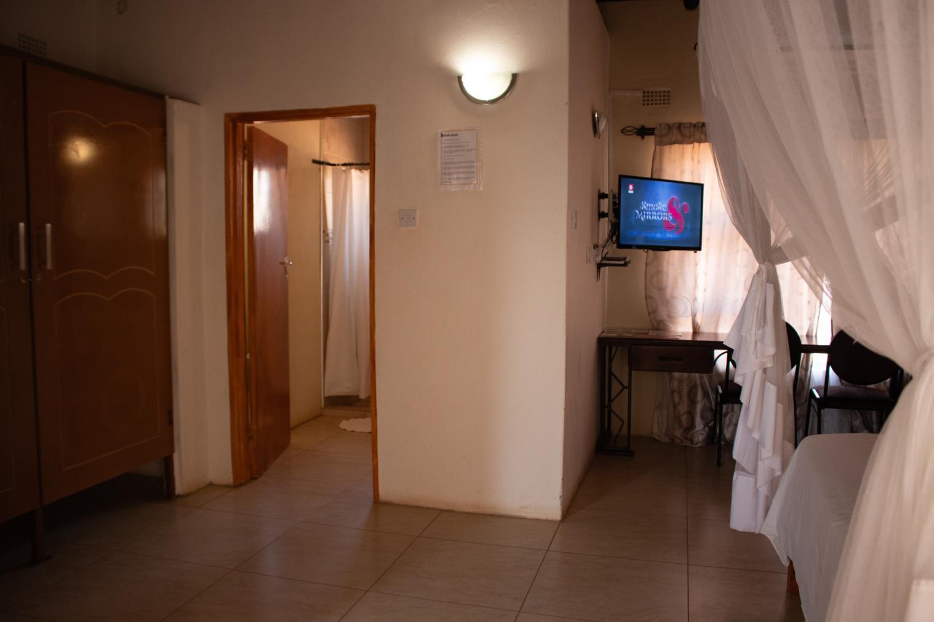 iroCK Lodge