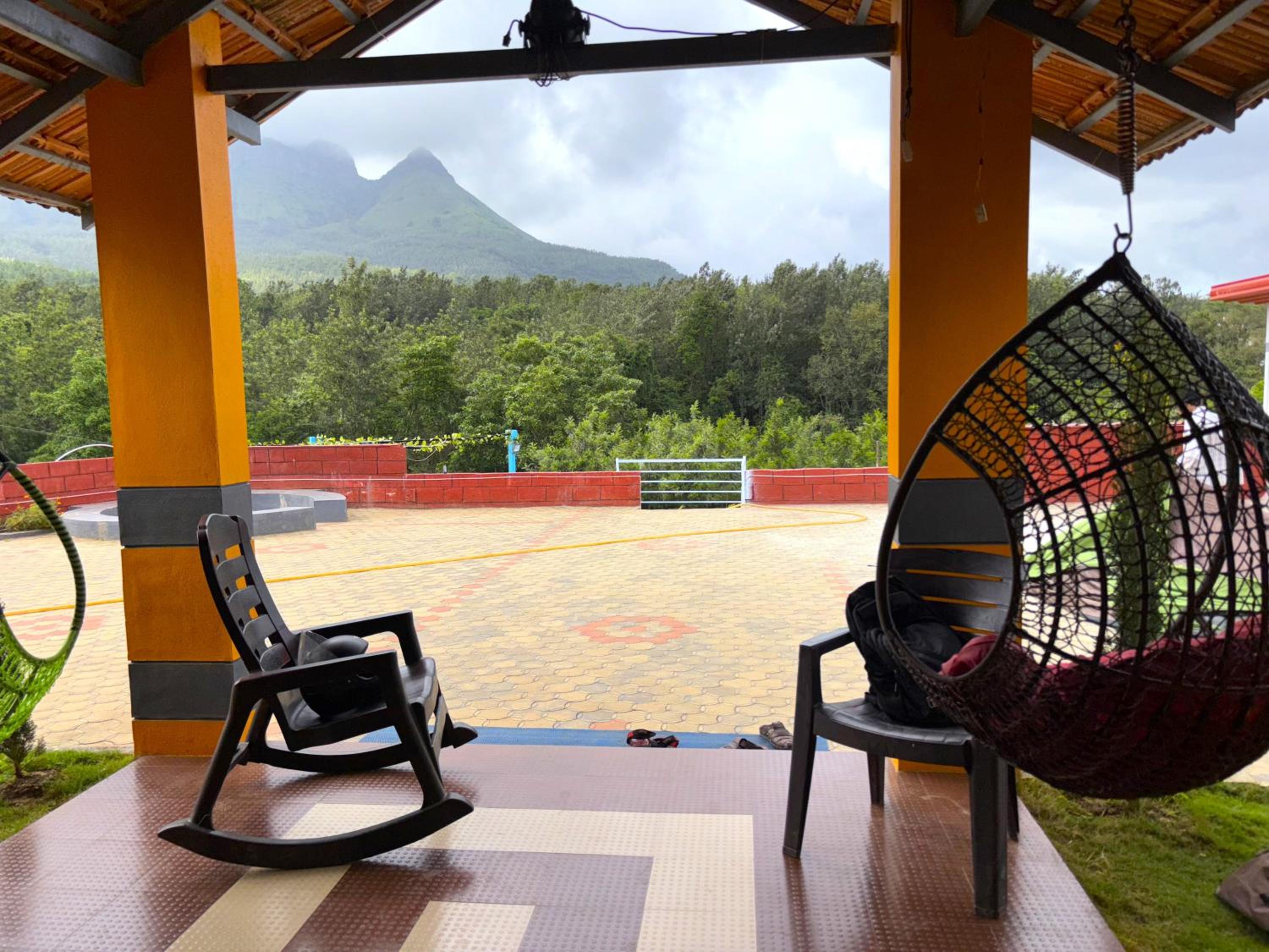 Siri Vismaya Home Stay view 2