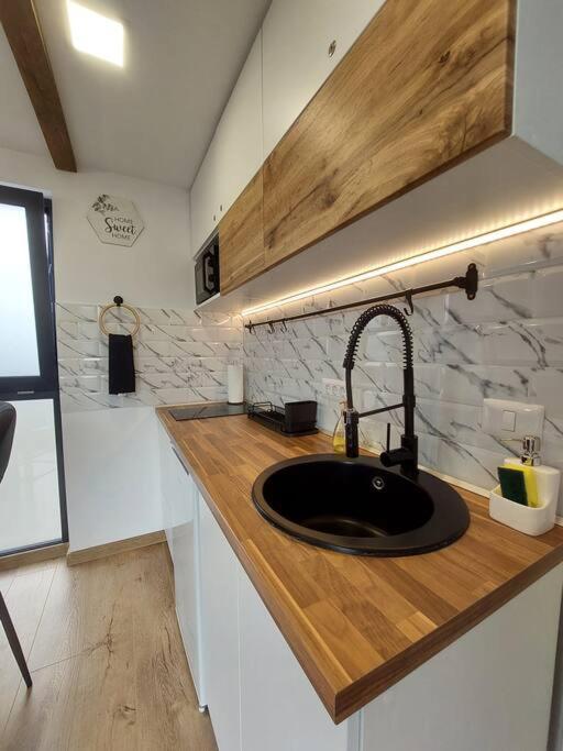 Cozy Cube - tiny house