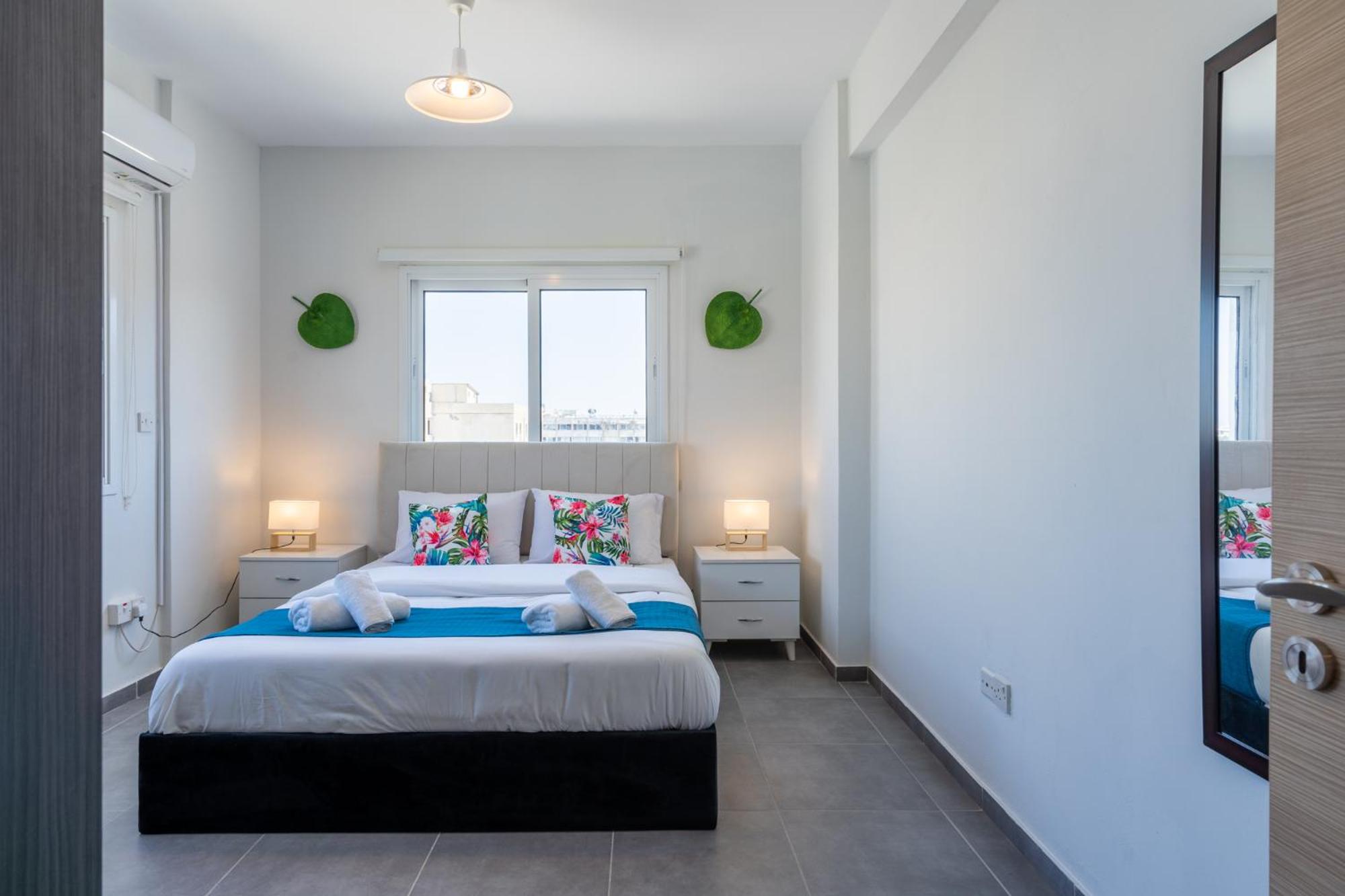 Diamond’s 2-Bedroom Apartment in Larnaca