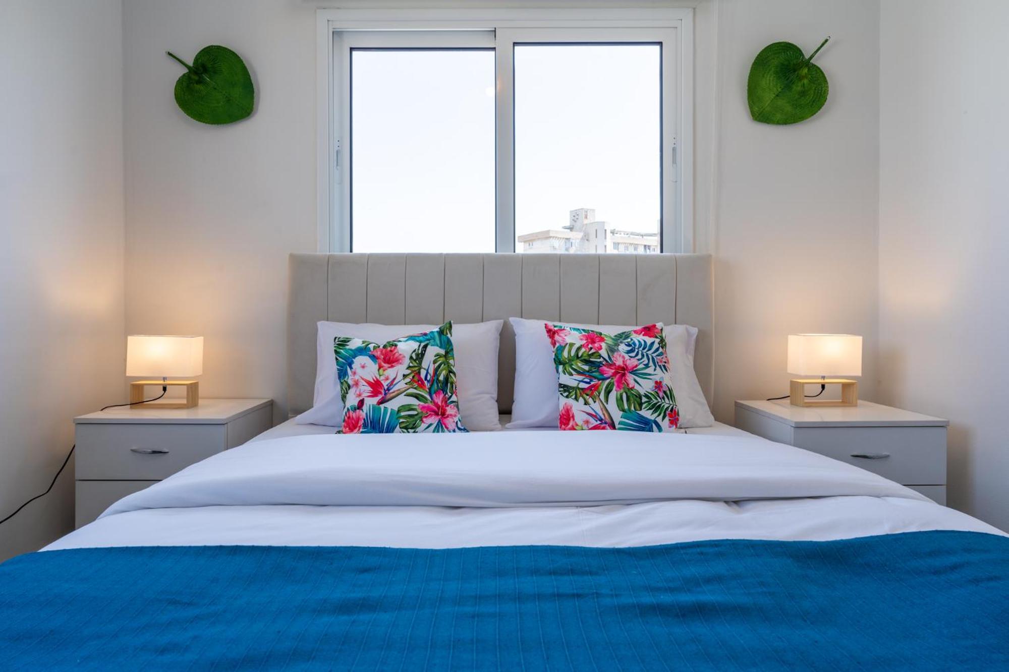 Diamond’s 2-Bedroom Apartment in Larnaca