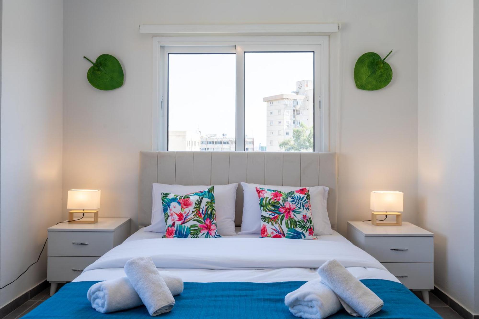 Diamond’s 2-Bedroom Apartment in Larnaca