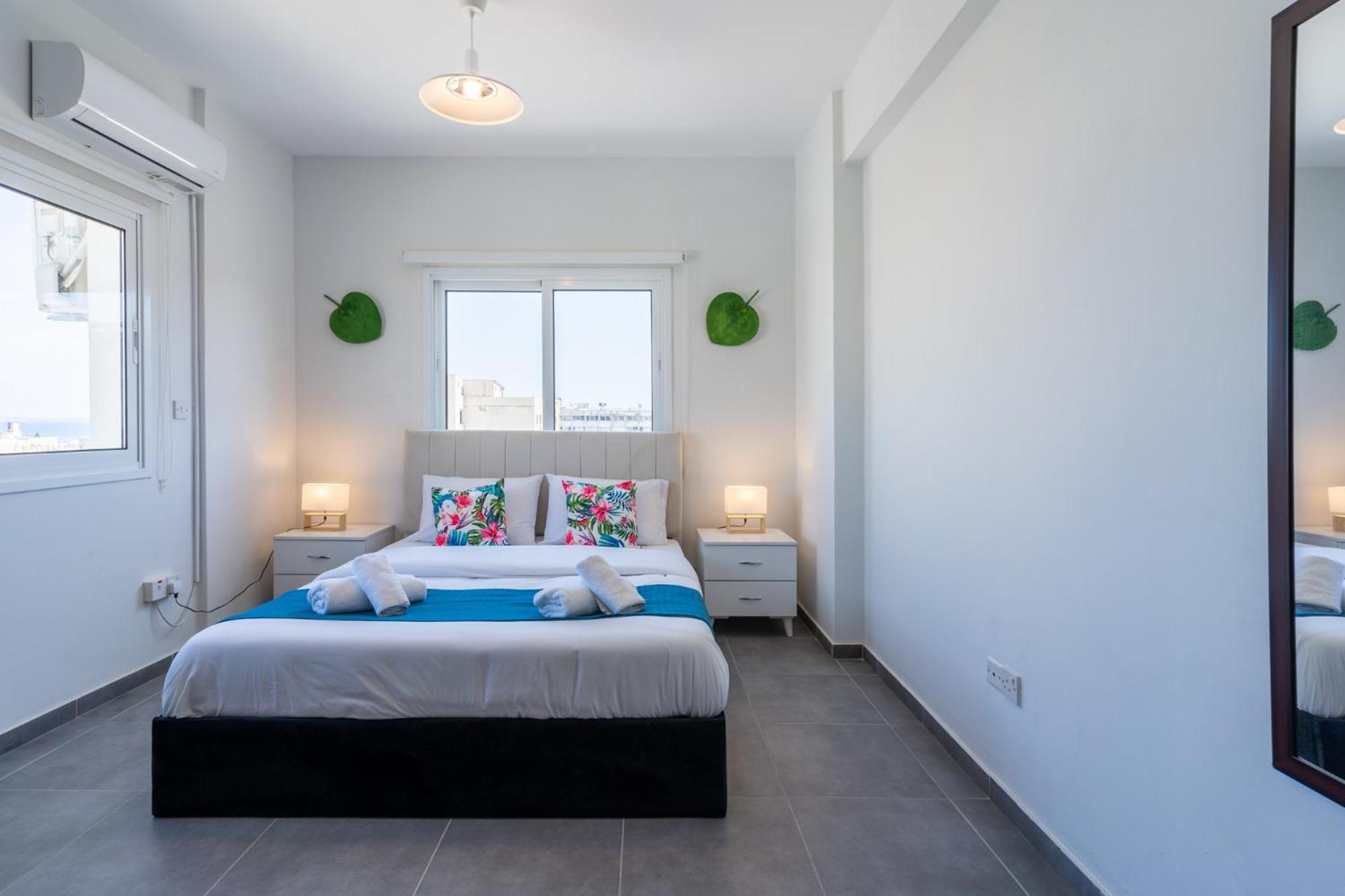 Diamond’s 2-Bedroom Apartment in Larnaca