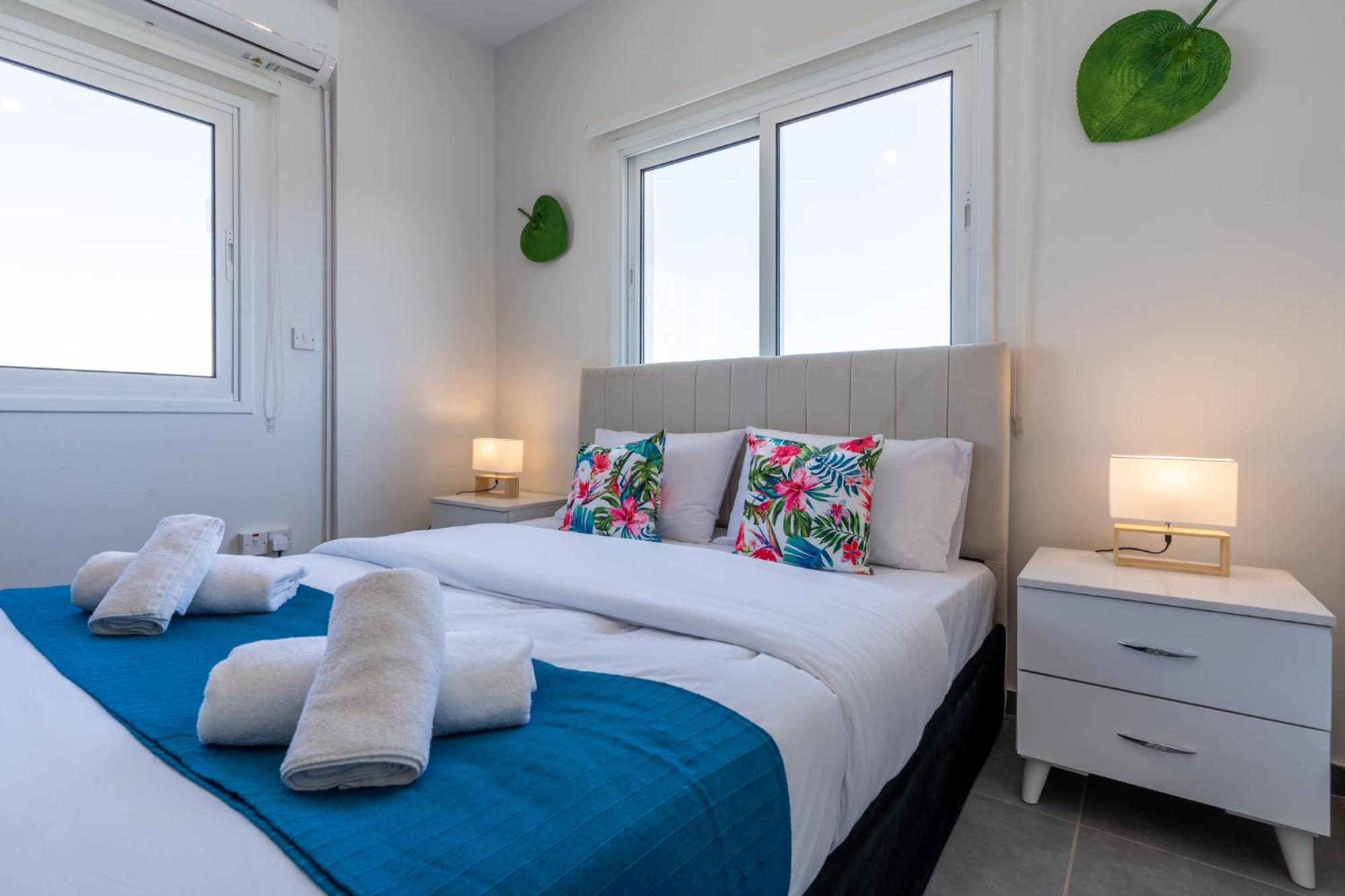 Diamond’s 2-Bedroom Apartment in Larnaca