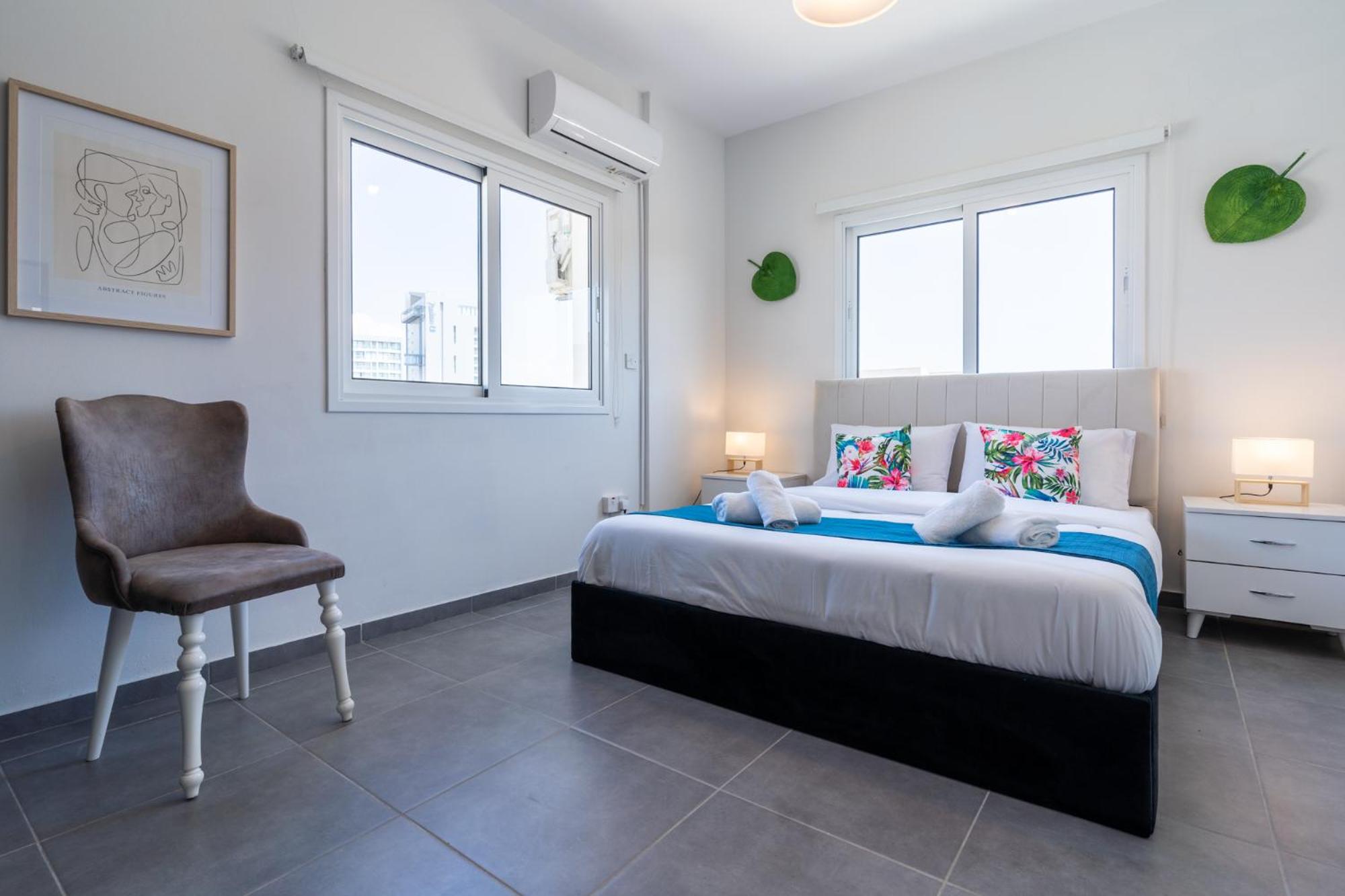 Diamond’s 2-Bedroom Apartment in Larnaca