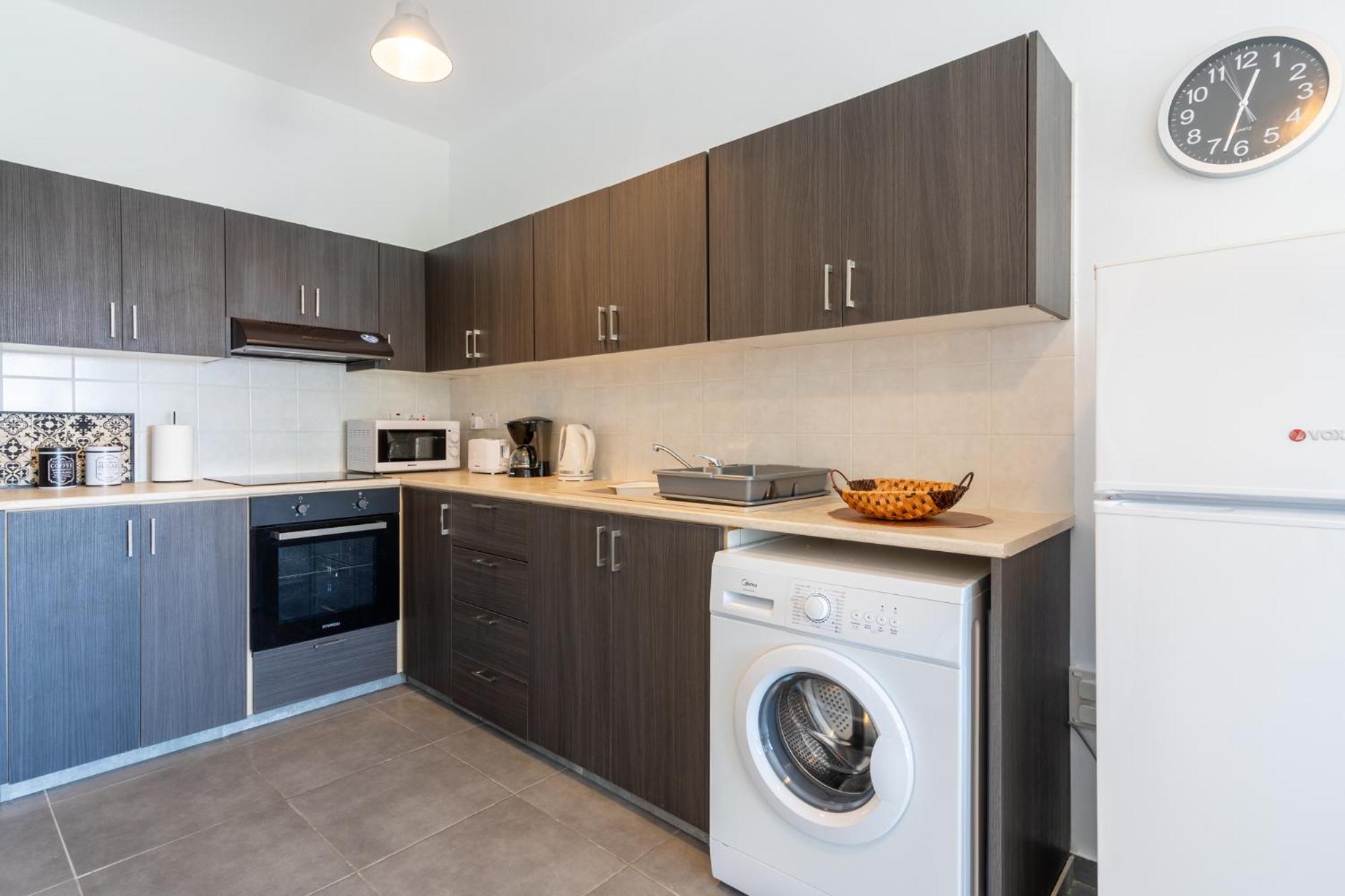 Diamond’s 2-Bedroom Apartment in Larnaca