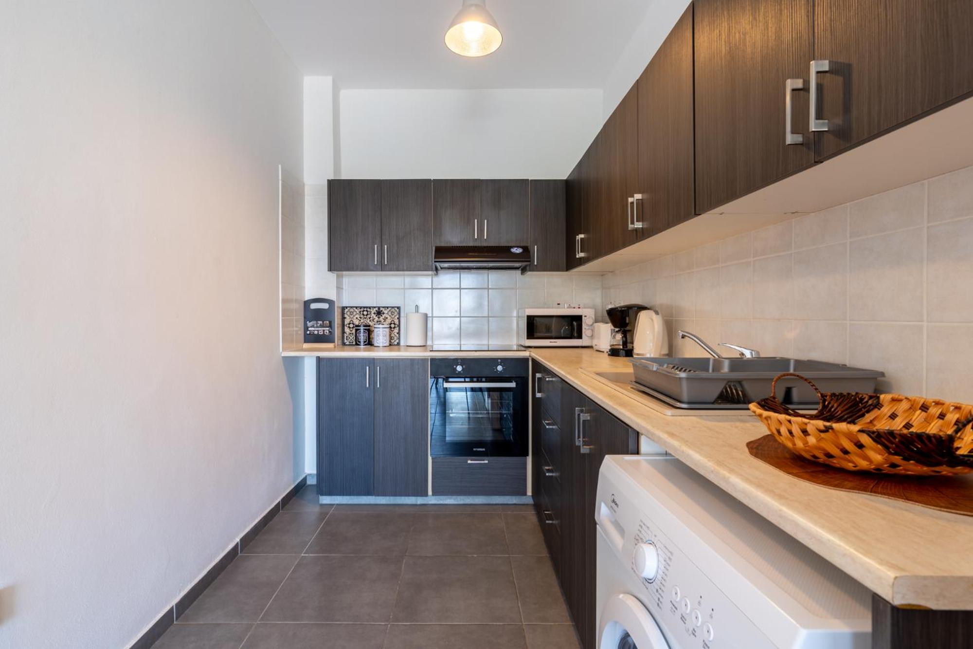 Diamond’s 2-Bedroom Apartment in Larnaca
