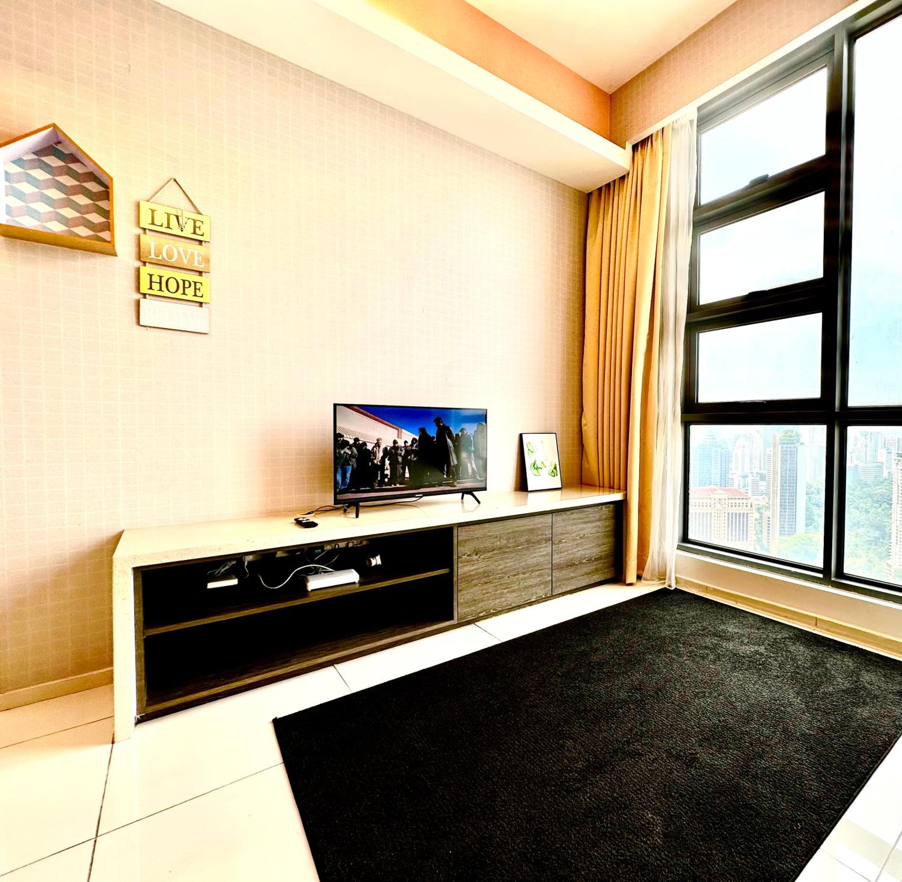 The Robertson 2B at Bukit Bintang with Netflix,trx,klcc,pavilion,lalaport