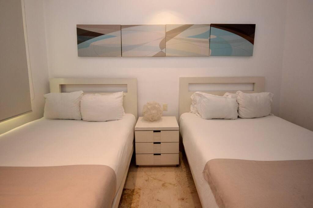Great Best Location Beach Front view 4