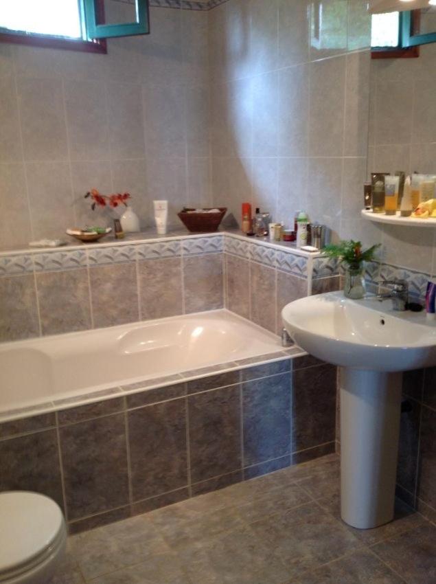 Spacious characterful villa with spectacular views in quiet rural setting.