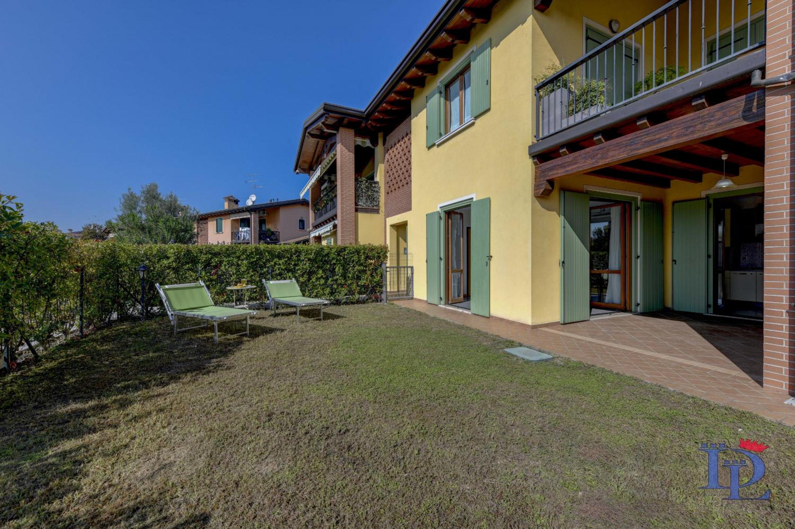 Oasis Apartment with garden and pool DesenzanoLoft Official Partner Homes & Villas by Marriott Bonvoy