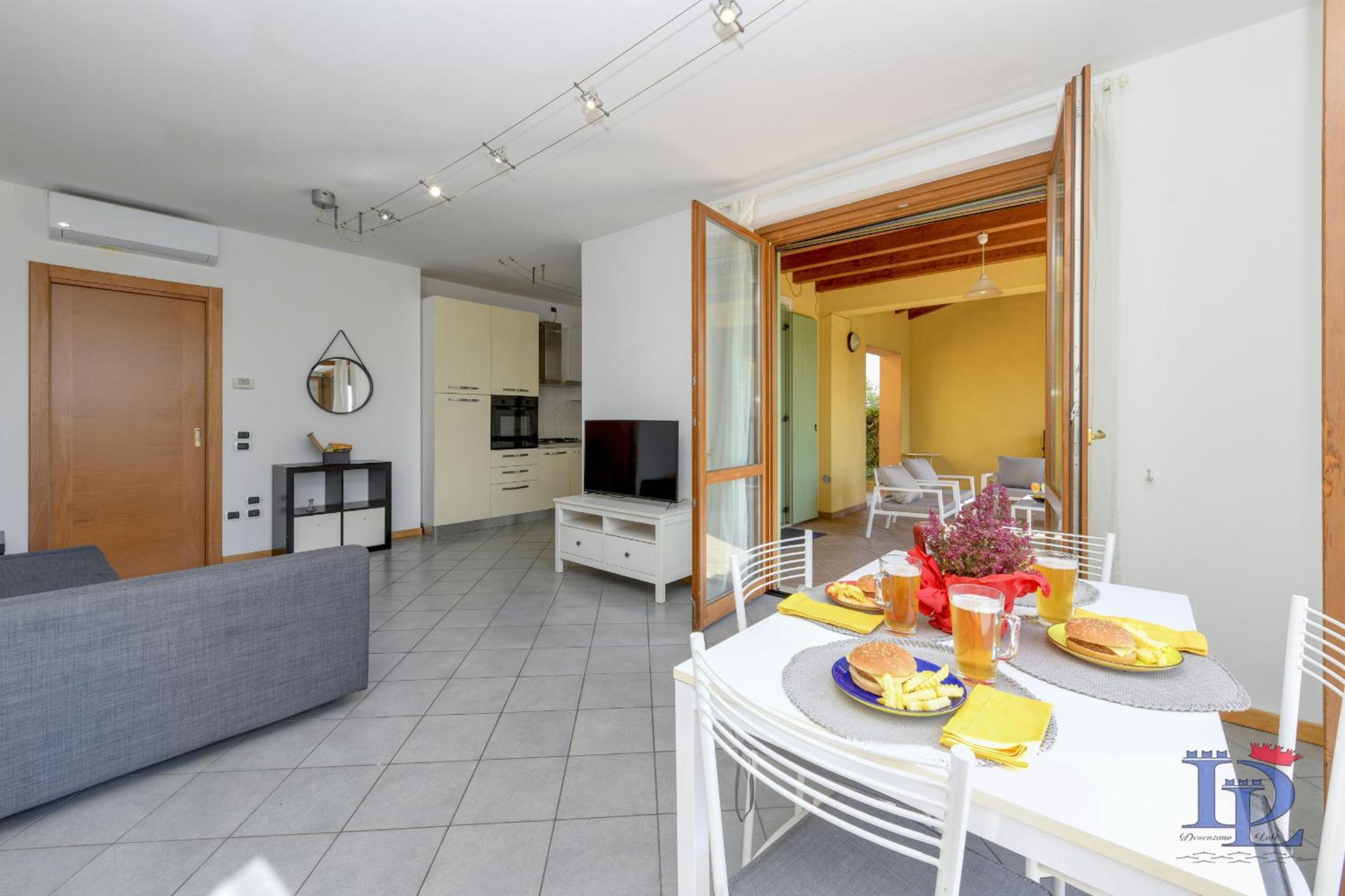 Oasis Apartment with garden and pool DesenzanoLoft Official Partner Homes & Villas by Marriott Bonvoy