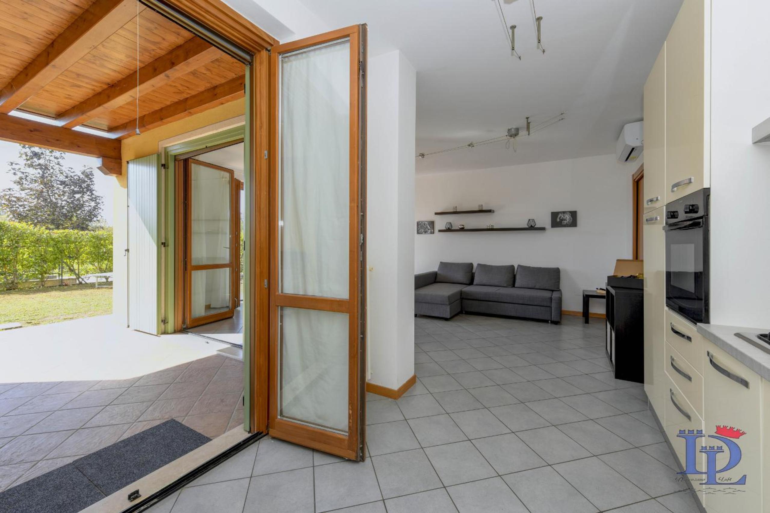 Oasis Apartment with garden and pool DesenzanoLoft Official Partner Homes & Villas by Marriott Bonvoy