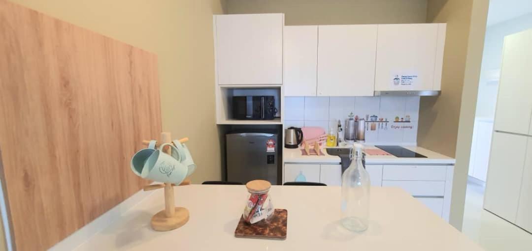 Chambers Residence Luxury Suites by Cozy Stay