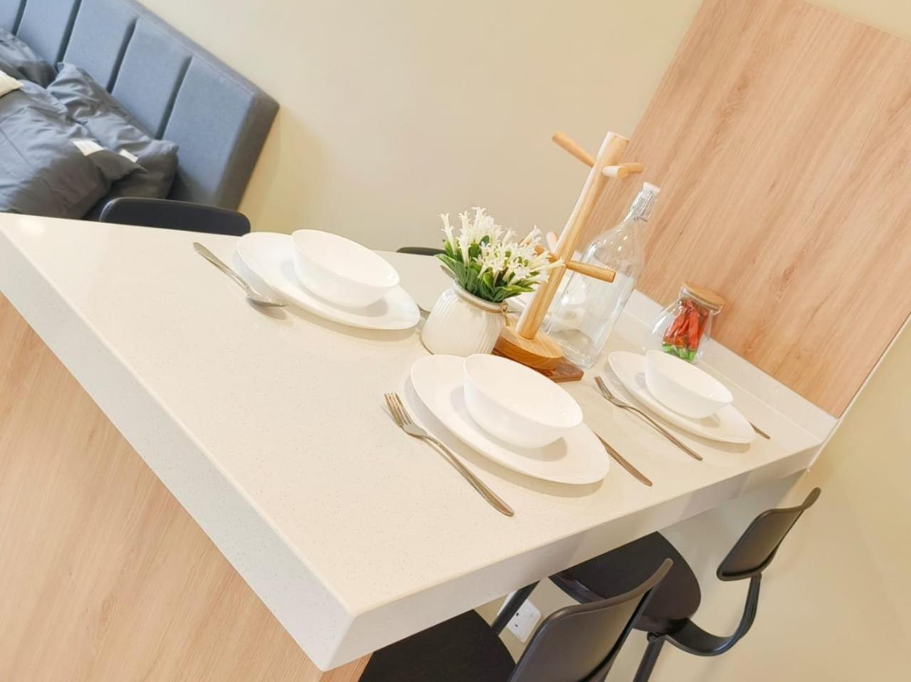 Chambers Residence Luxury Suites by Cozy Stay