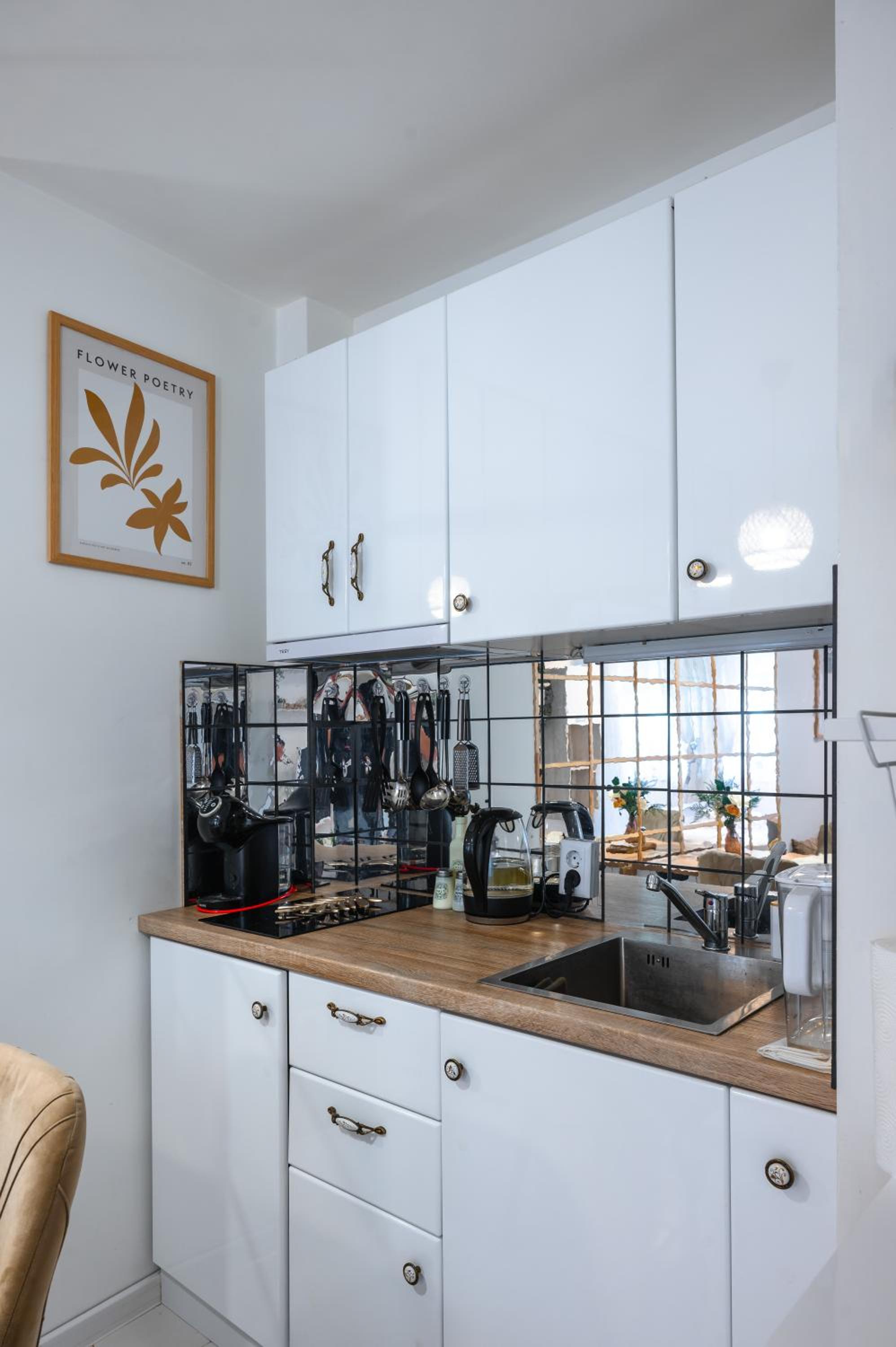 Cozy Studio - Your Home Away From Home by Flat Mаnager