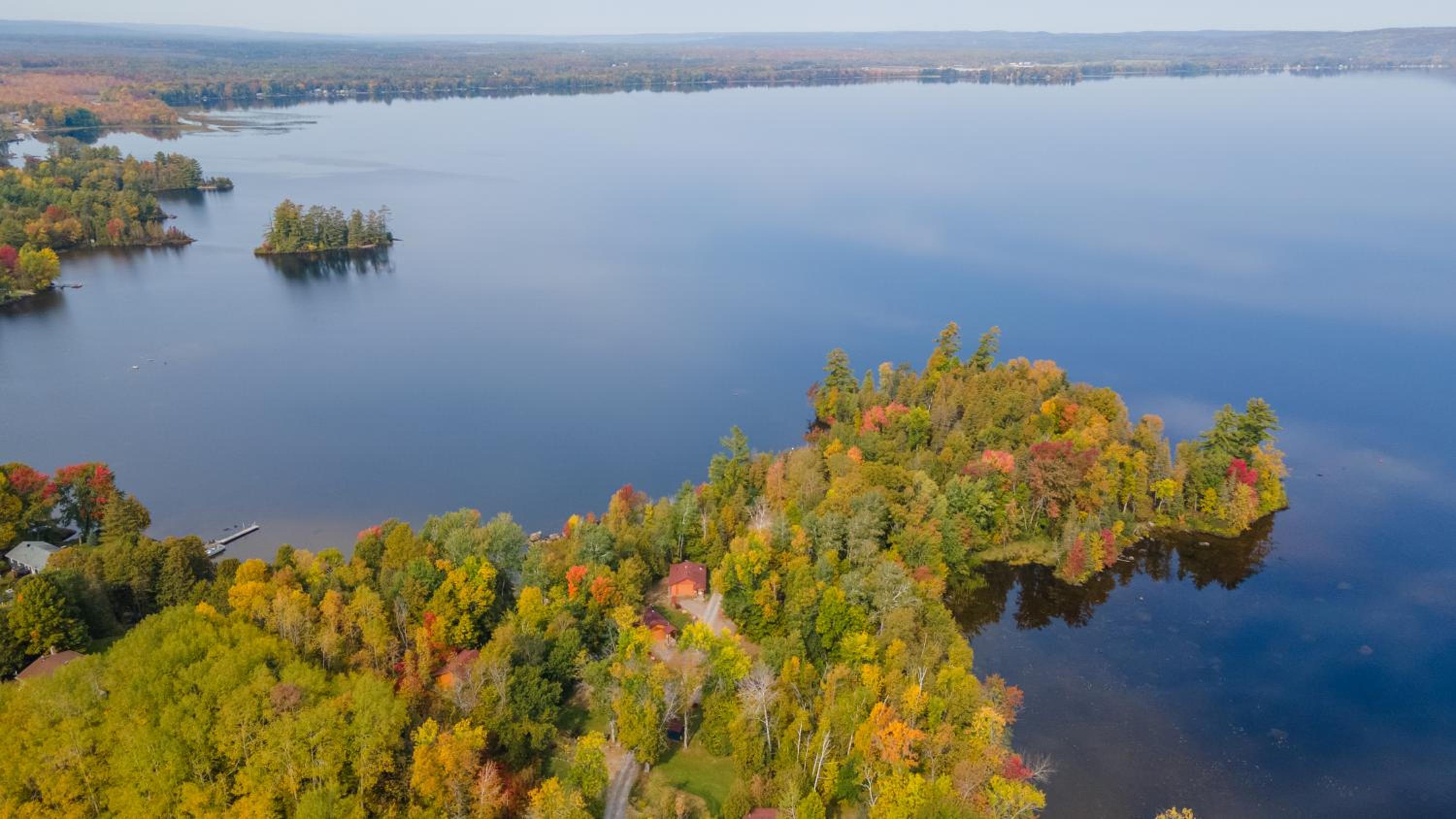 Lakepoint Cottage Resort