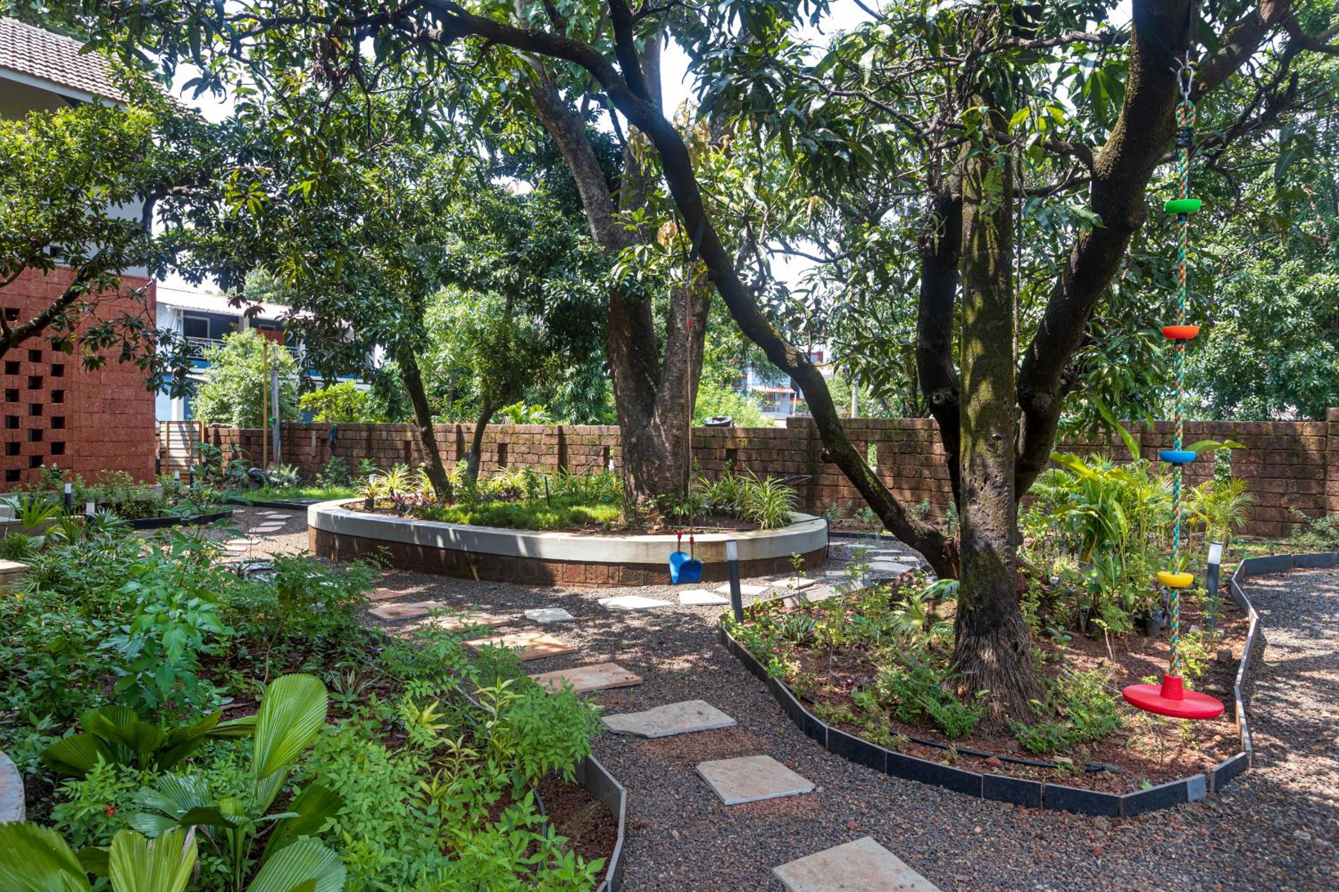 SaffronStays Amavi - 4BHK Villa in Dapoli with Lawn & Tropical Garden, Perfect for Family Celebrations