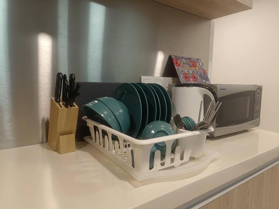 Mid Valley Southkey with Bathtub and Straits View for family toodlers 8 to 14pax