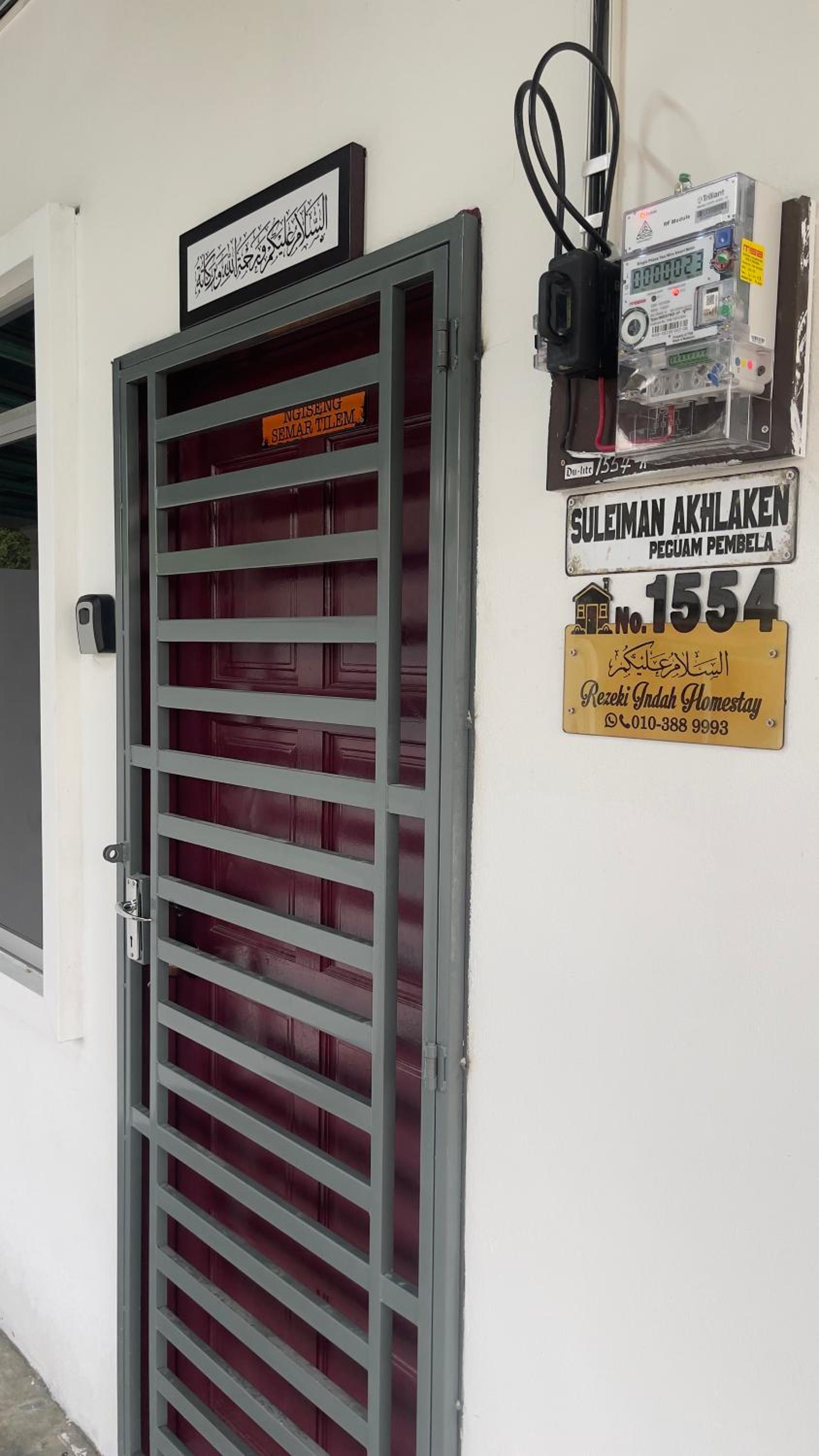 Rezeki indah Hstay self check in