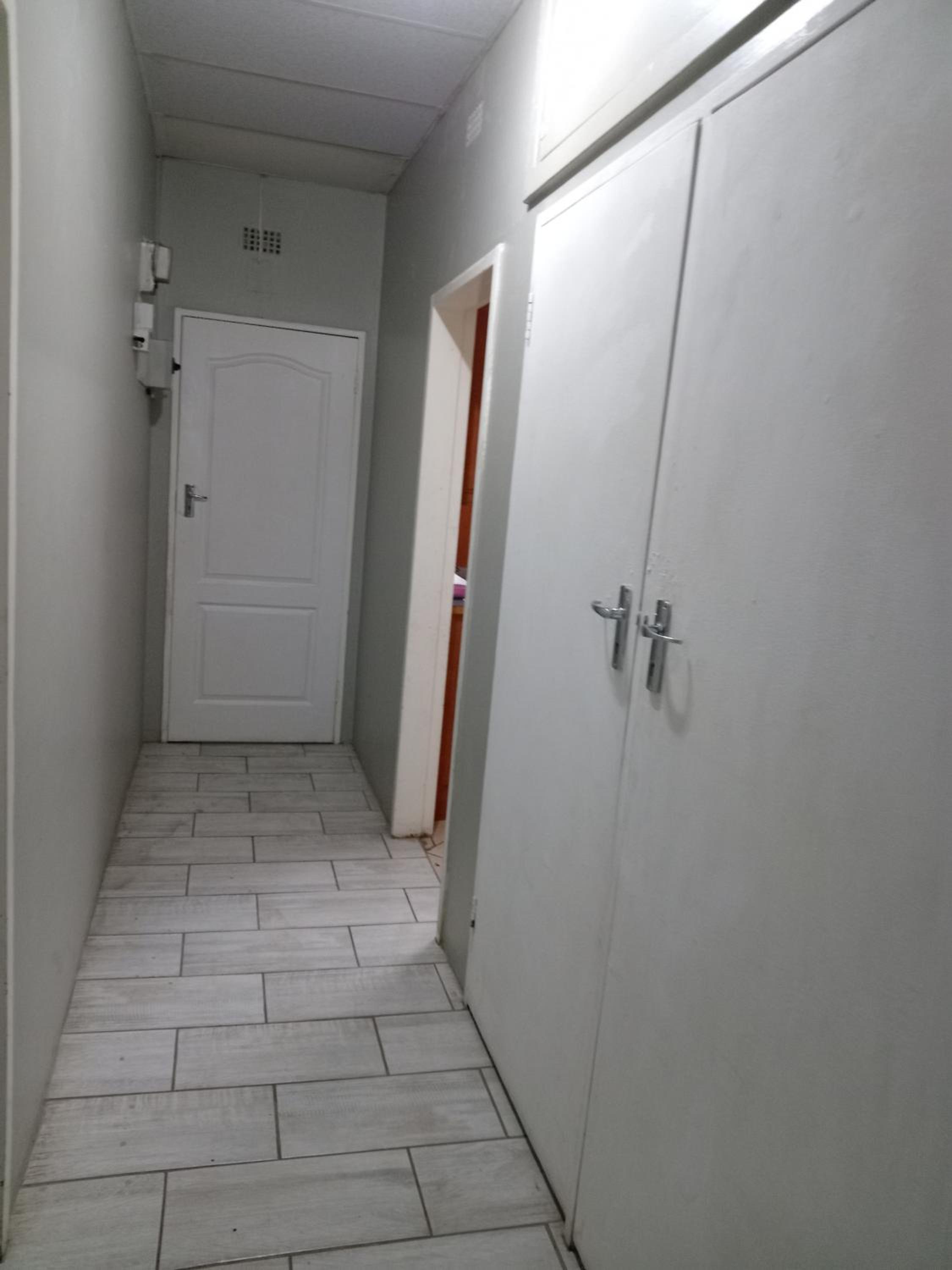 Photo 43