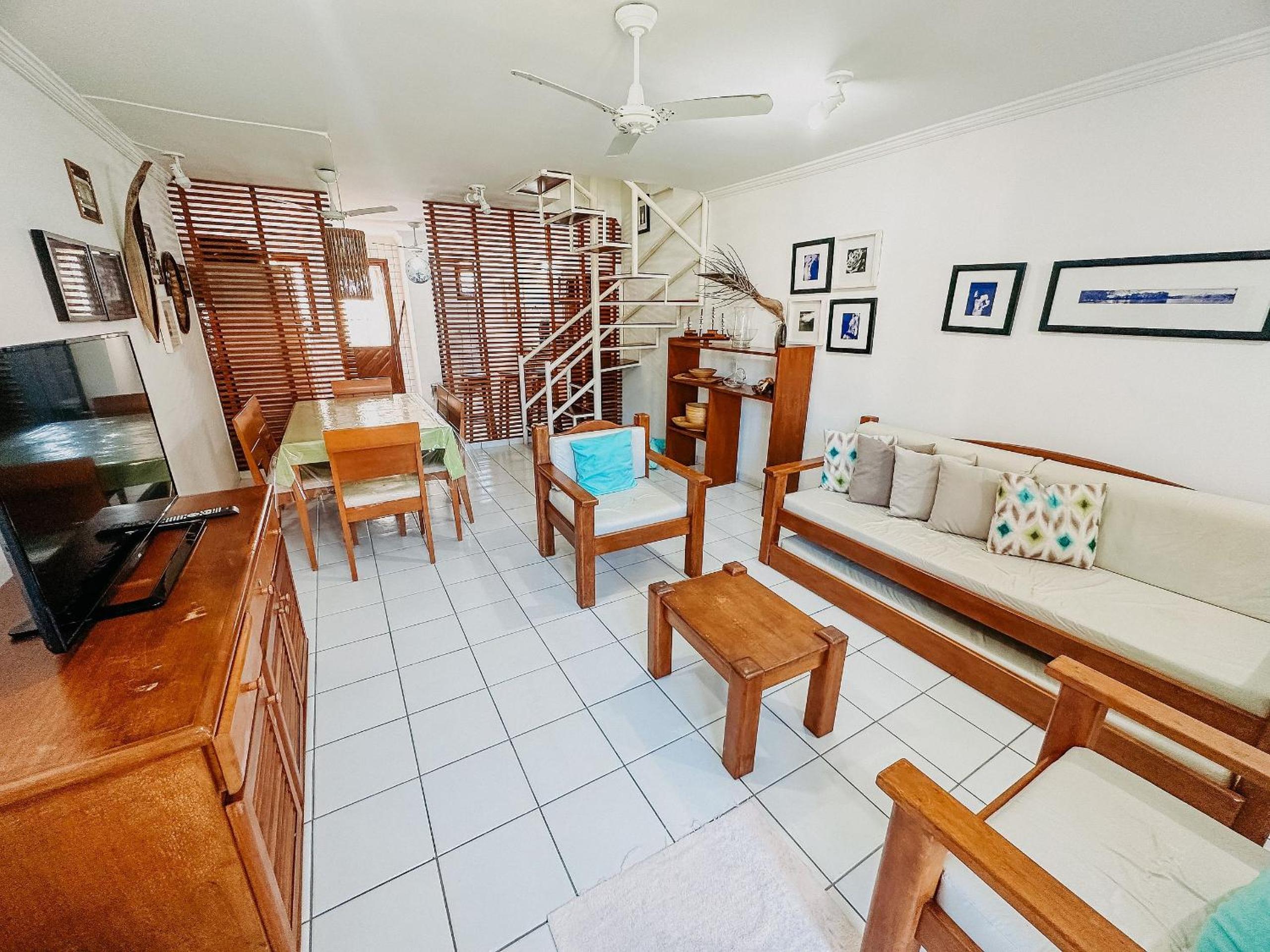 Casas com 2 ou 3 suítes no Residencial Jerusalem 2,frente mar em Coroa Vermelha (BA), condomíonio com piscina, sauna e portaria 24hrs atravessou a rua está