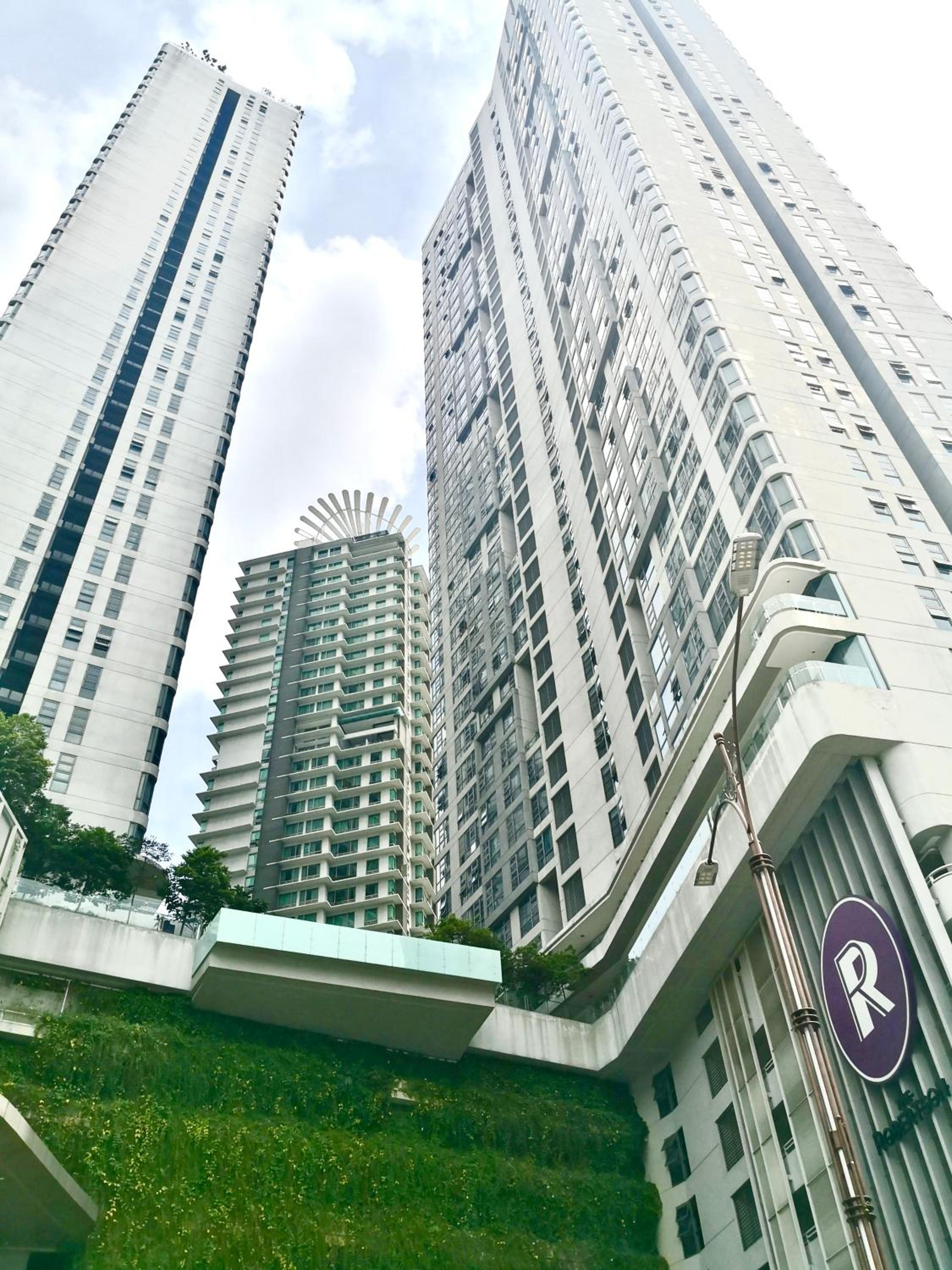 The Robertson 2B at Bukit Bintang with Netflix,trx,klcc,pavilion,lalaport