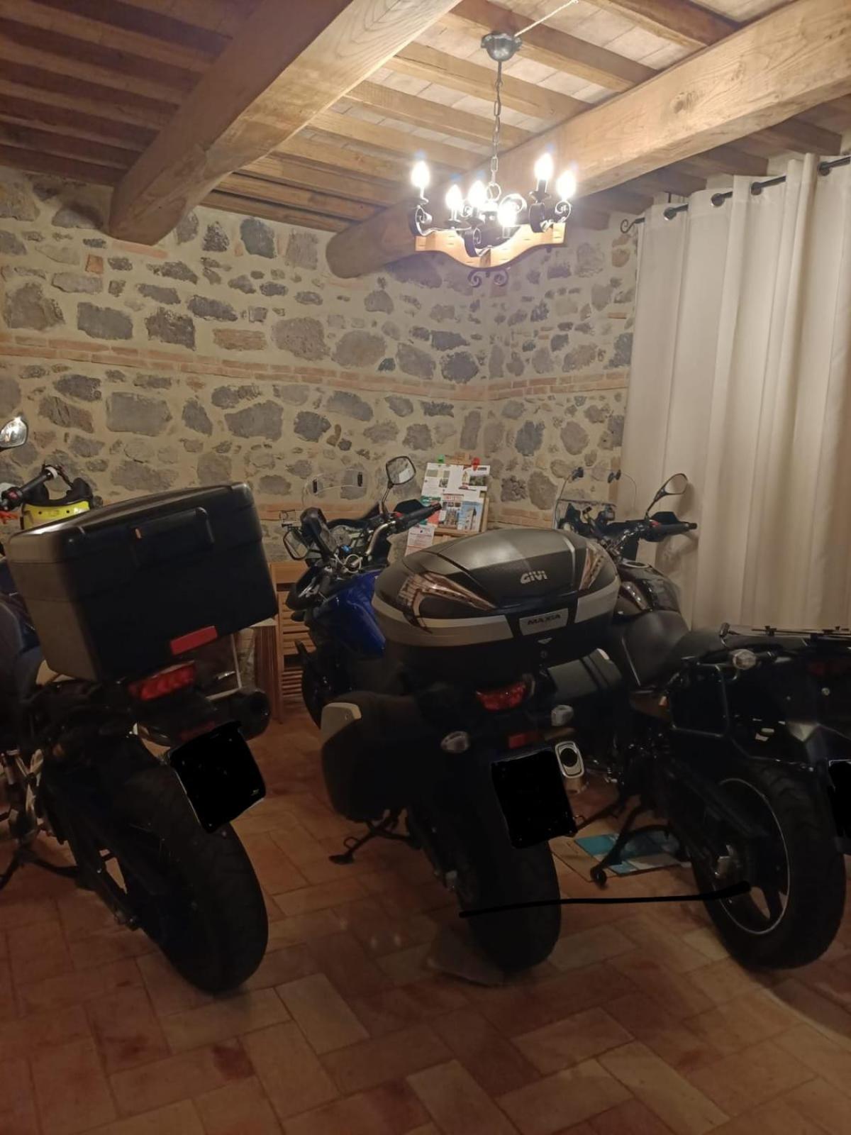 Photo 23