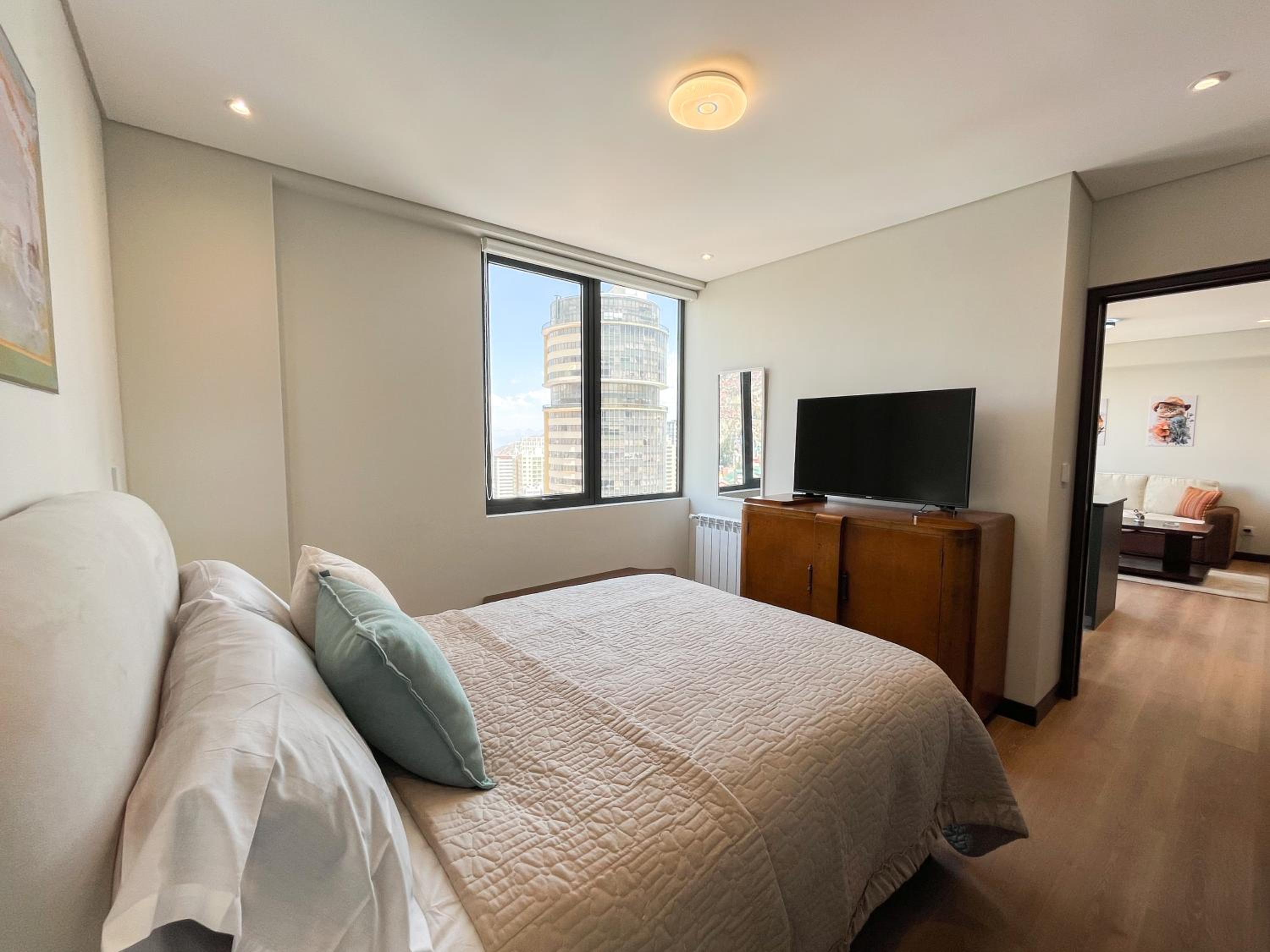 Sky Suites - City Center First Class Apartment