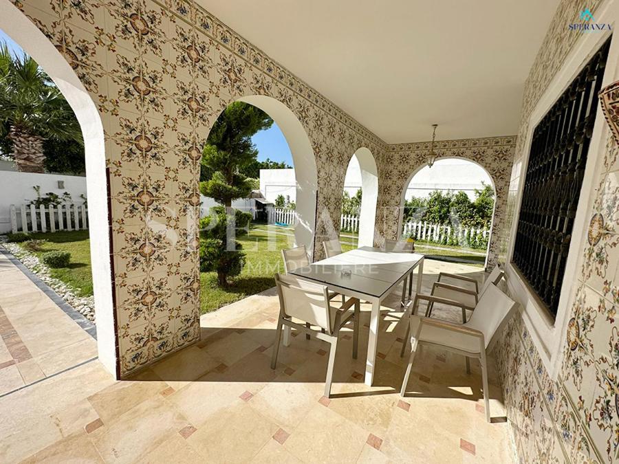 villa Suzanne view 3