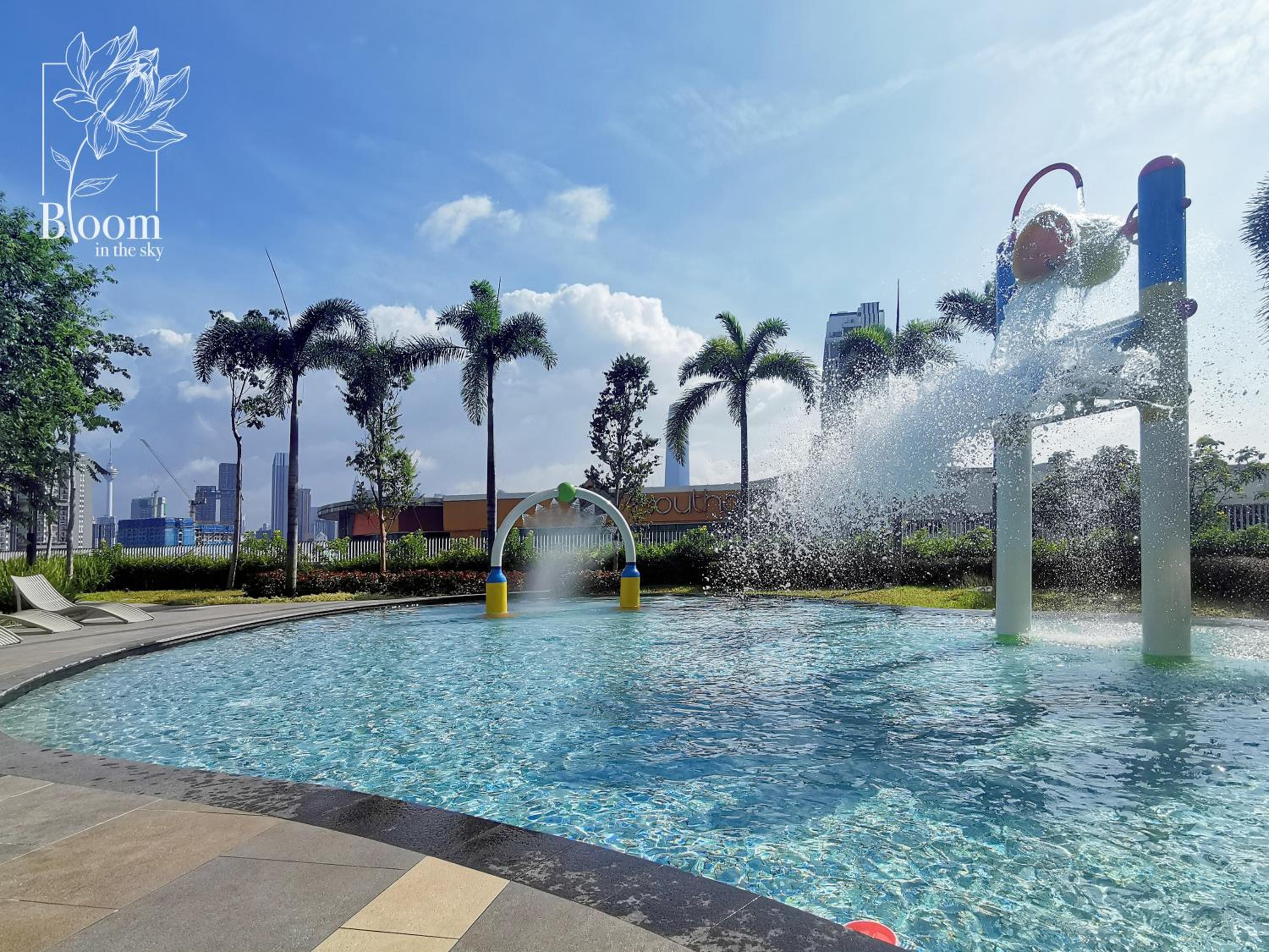 Trion KL High floor Corner Unit Free Parking Near TRX KL Centre and MRT