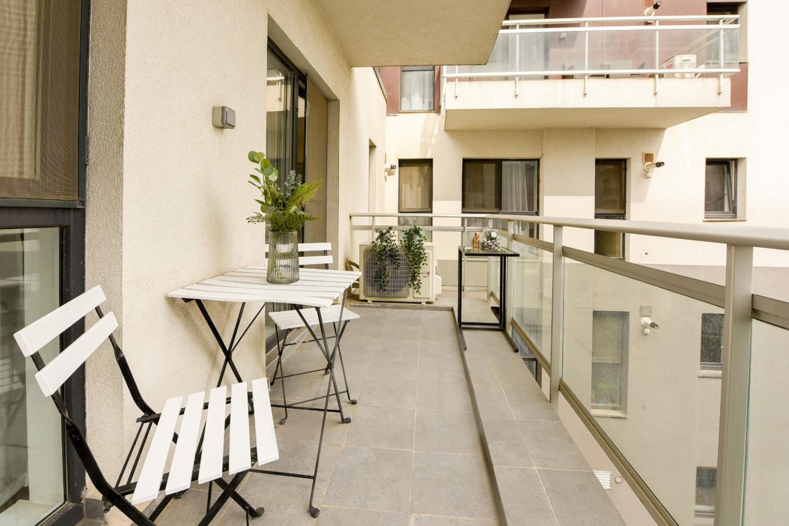Perfect Stay: Urban Heaven in Aviatiei Business Area