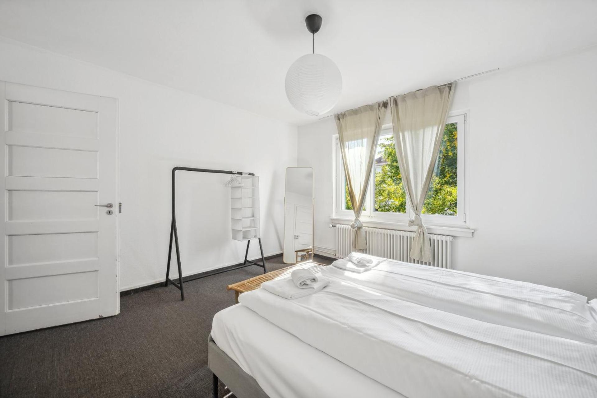 Comfortable stay in Oerlikon 20 minutes away from Zurich Airport