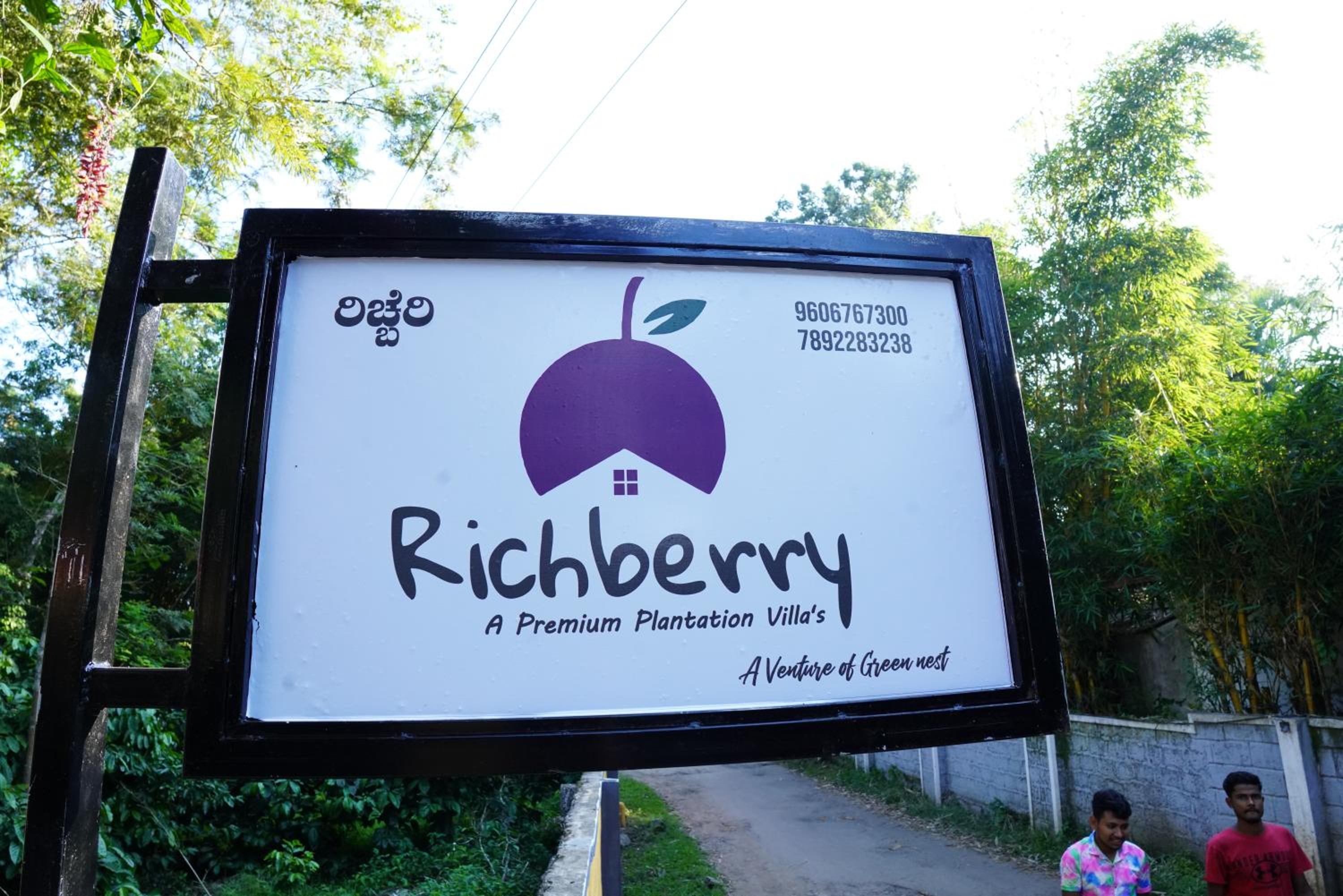 RICHBERRY- A Premium Plantation Villa's